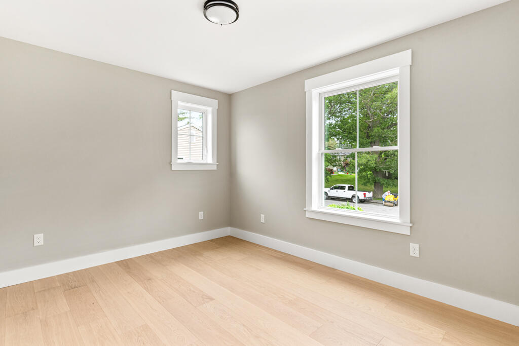 222 Ludlow Street Property Photo 31