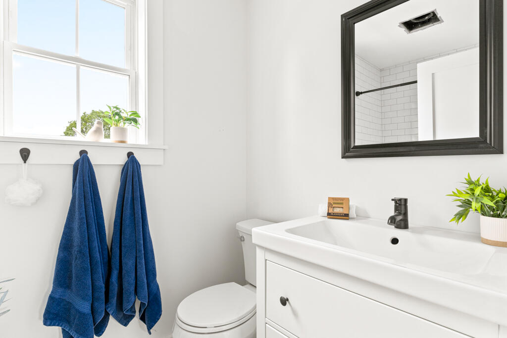 222 Ludlow Street Property Photo 33