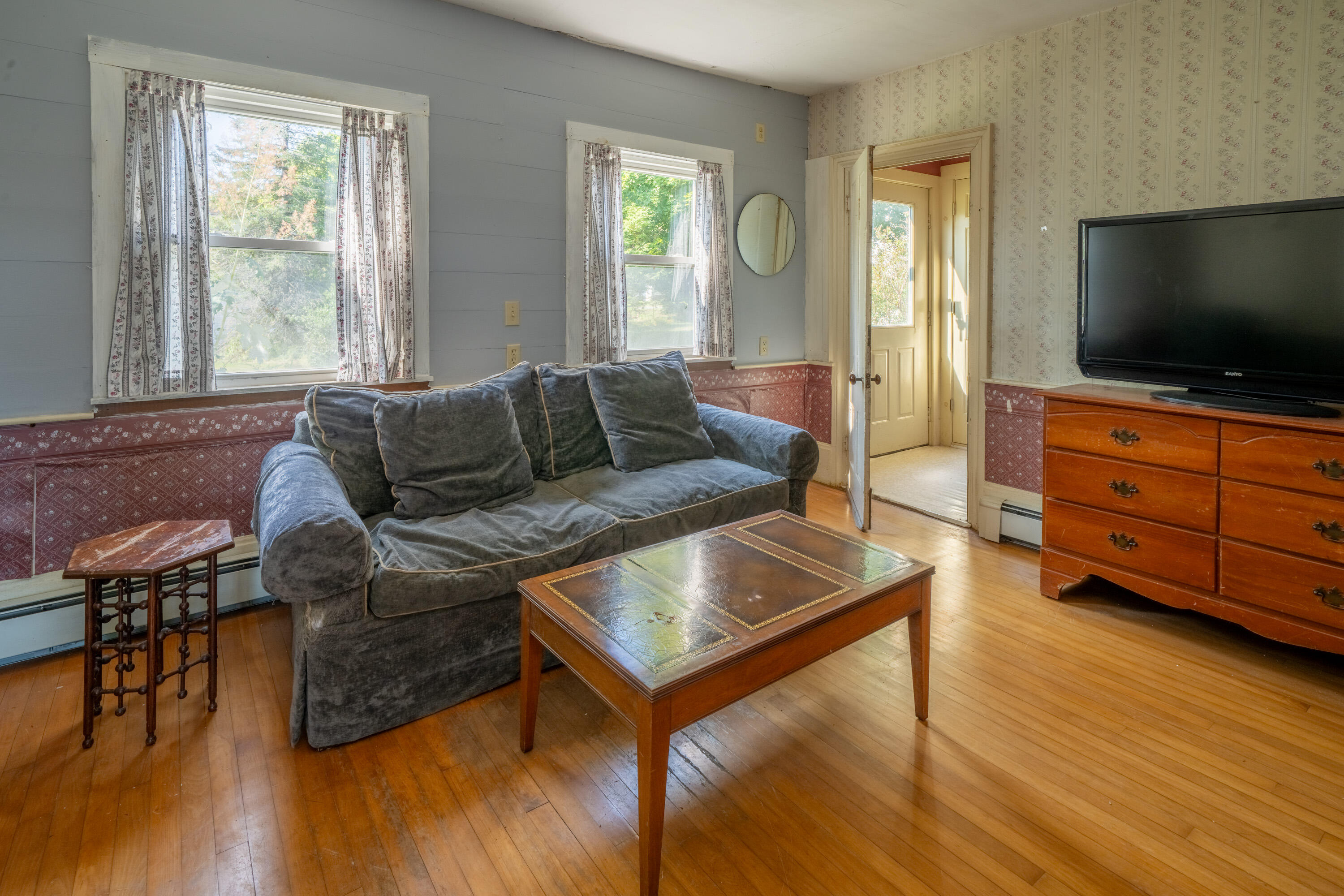 12 Lake View Street Property Photo 13