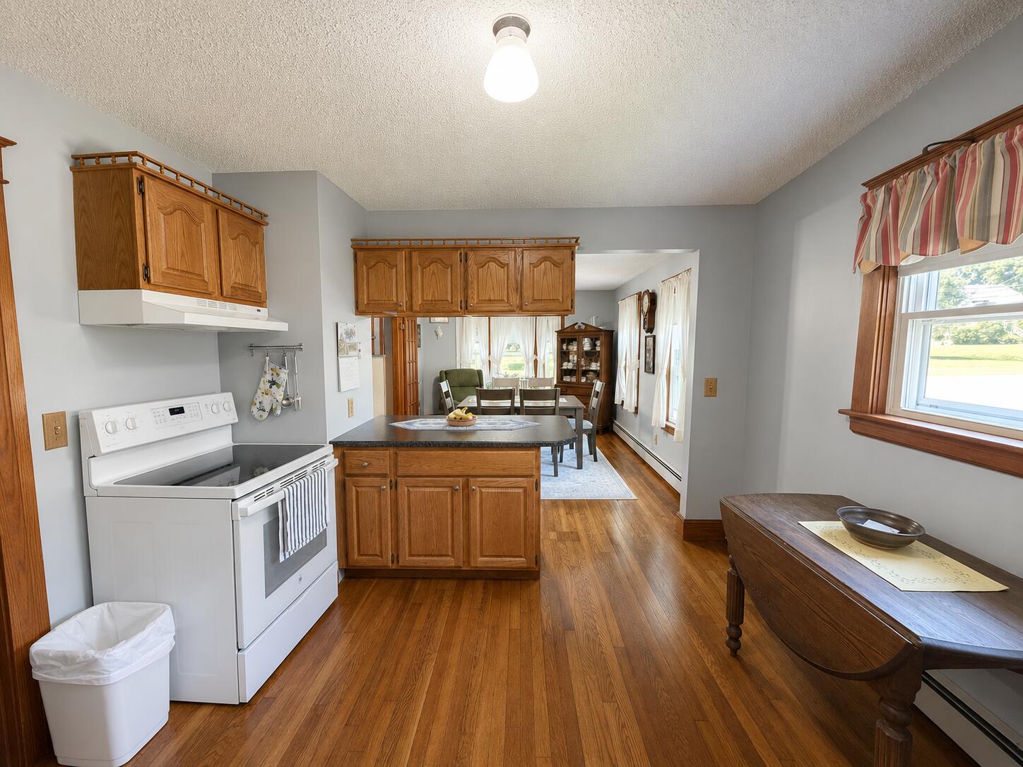 31 Spruce Street Property Photo 3