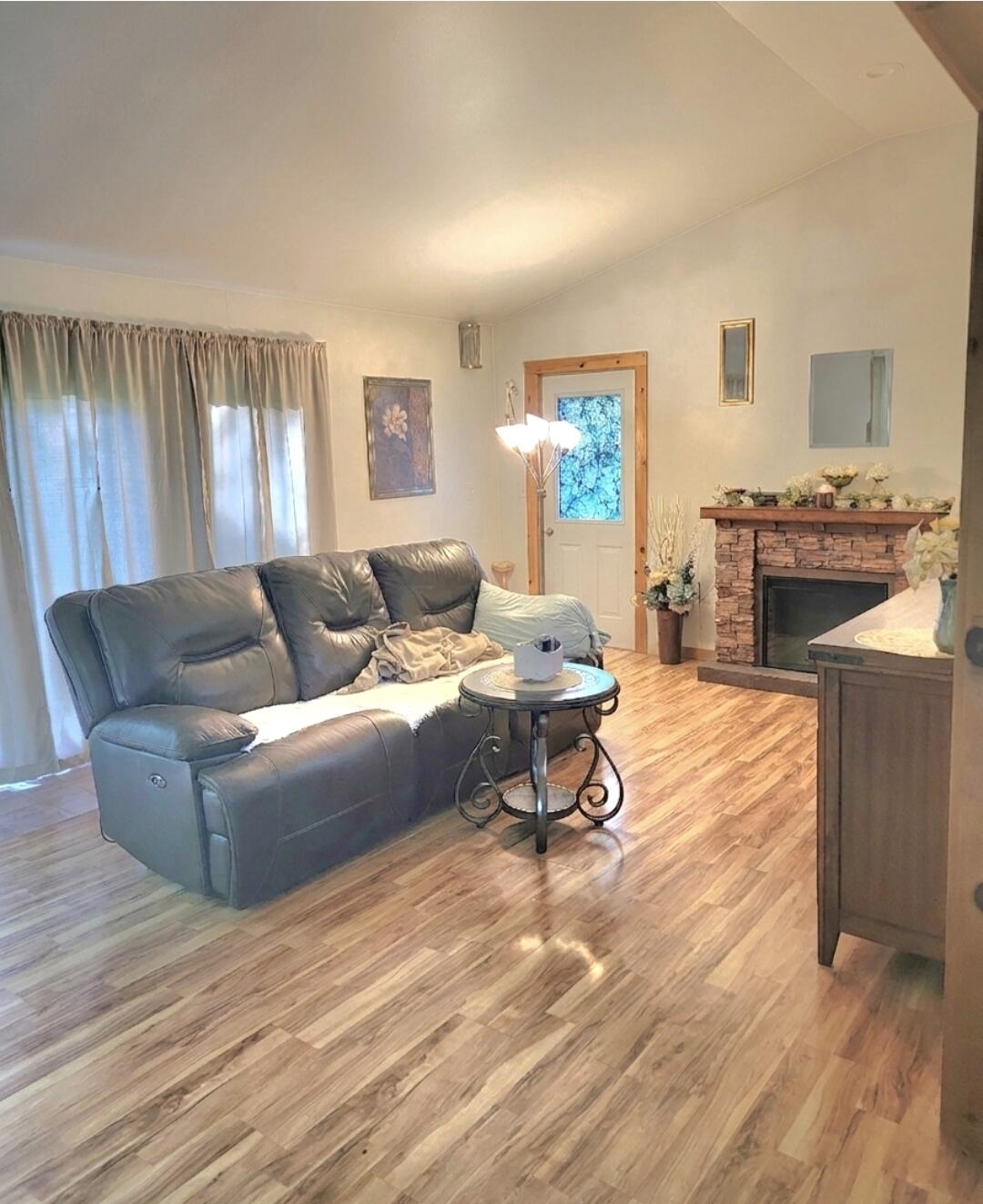 520 Smithfield Road Property Photo 6