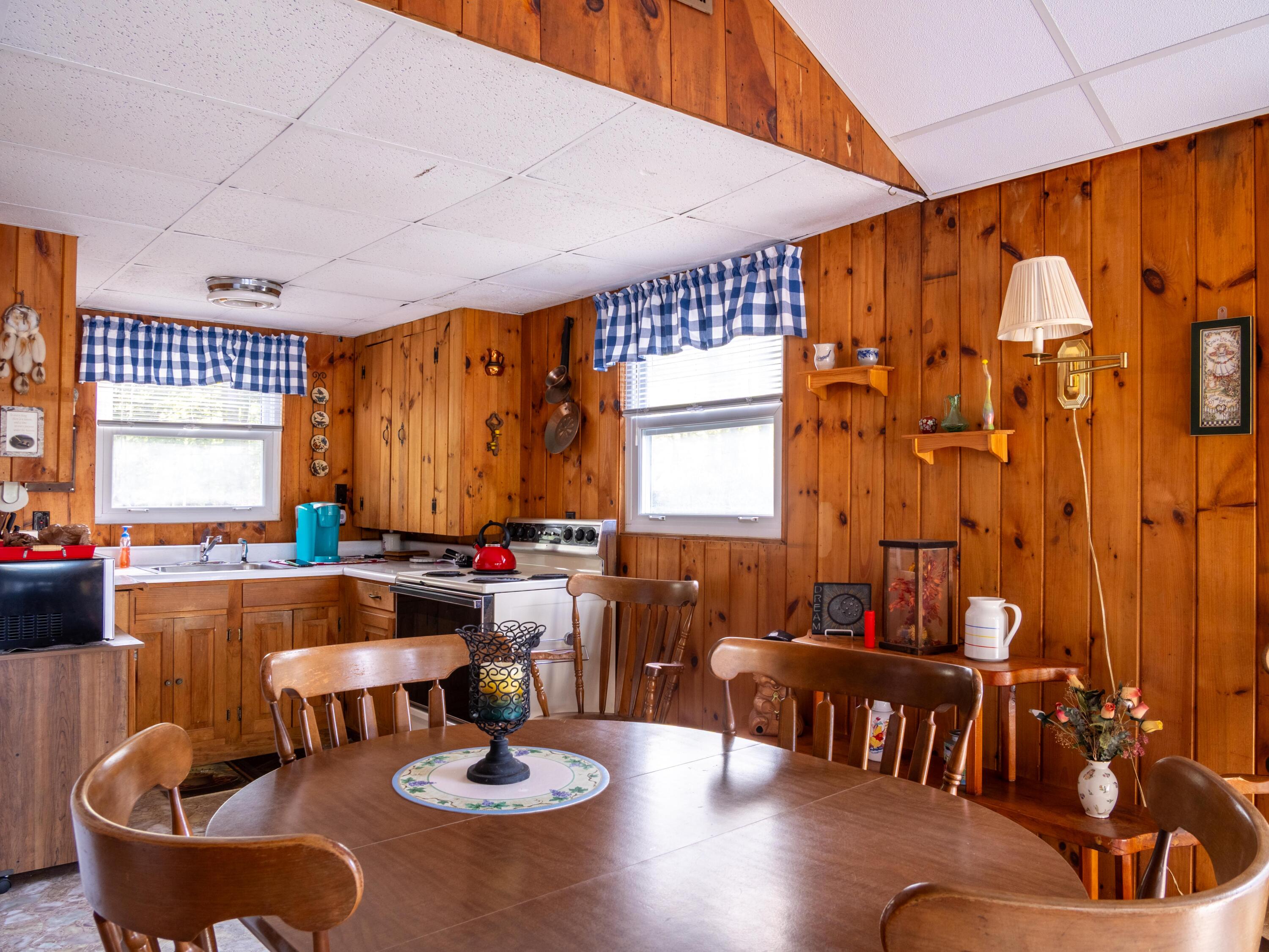 16 Hide Away Lane Property Photo 20