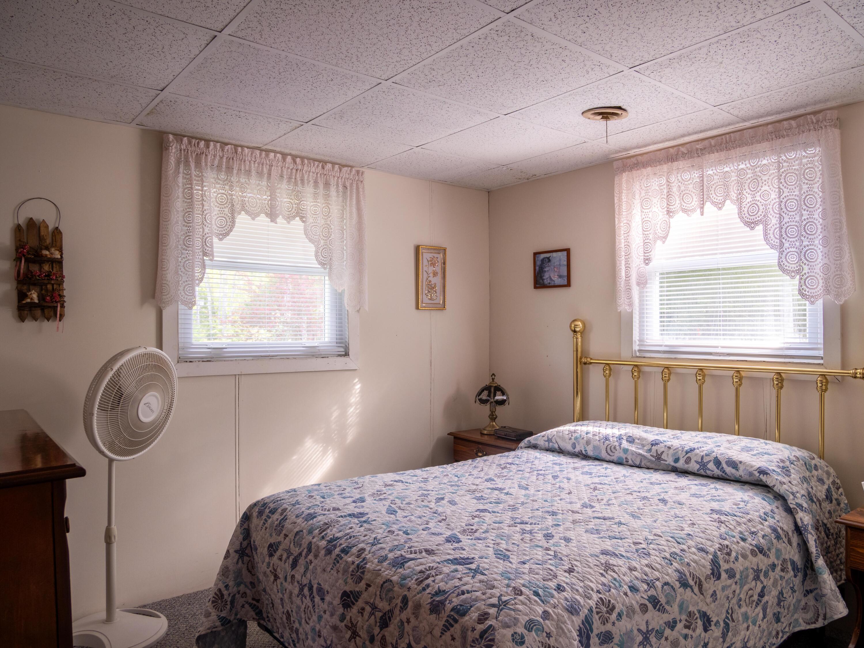 16 Hide Away Lane Property Photo 24