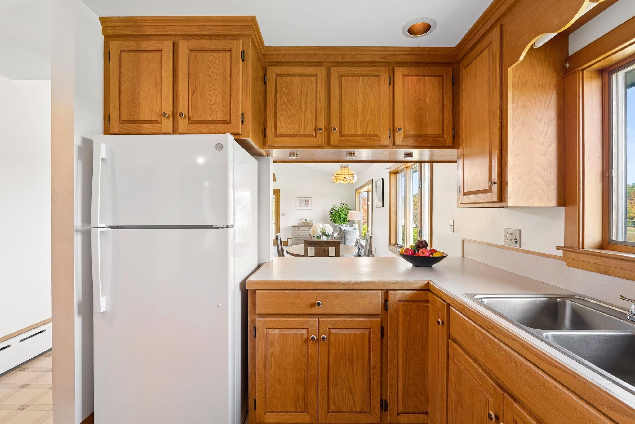716 Hodsdon Road Property Photo 8