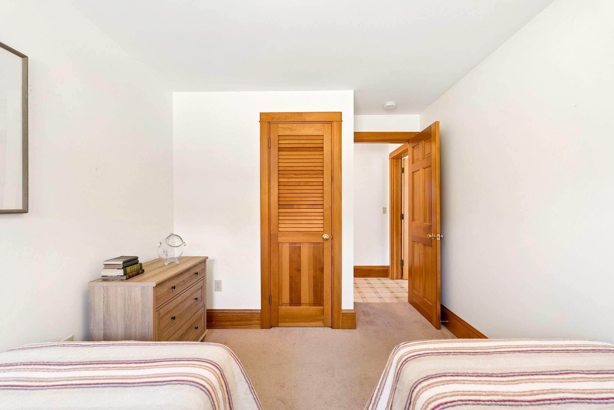716 Hodsdon Road Property Photo 20