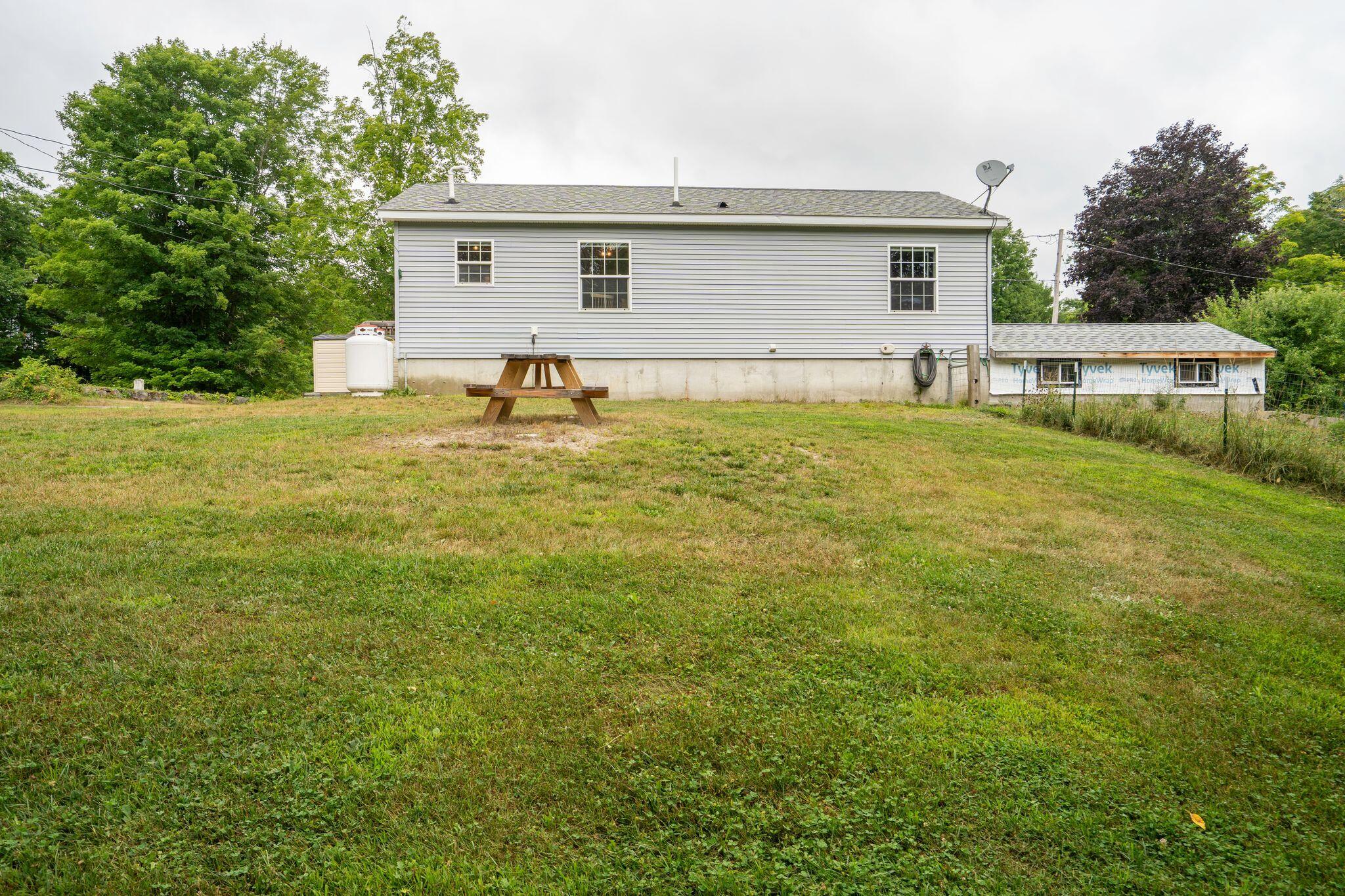 9 Moffett Road Property Photo 4
