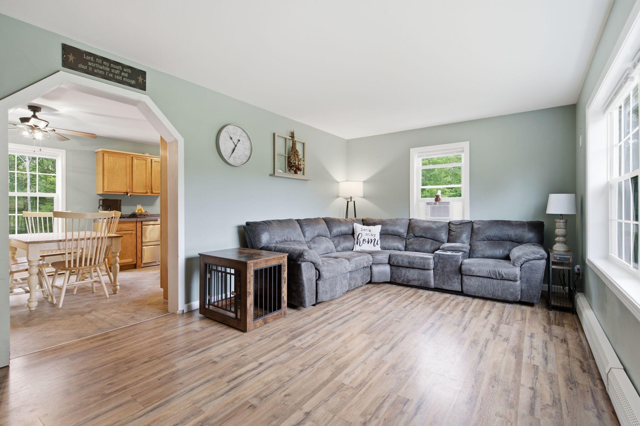9 Moffett Road Property Photo 13