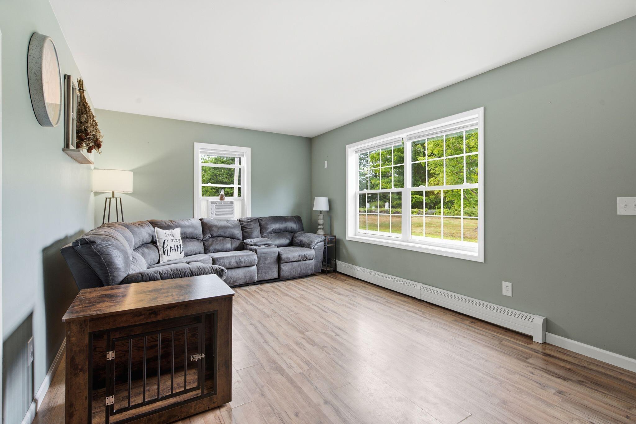 9 Moffett Road Property Photo 15