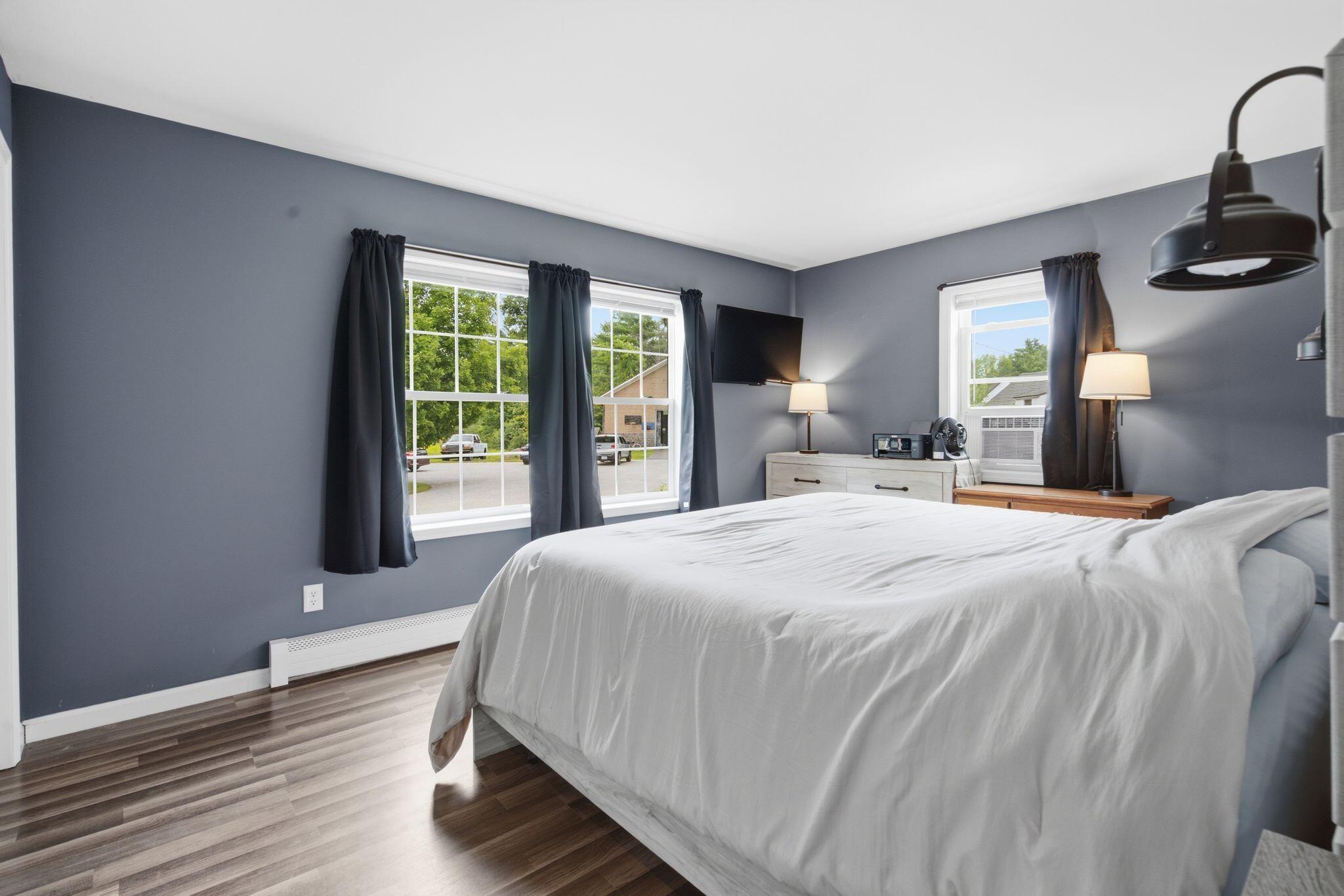 9 Moffett Road Property Photo 20