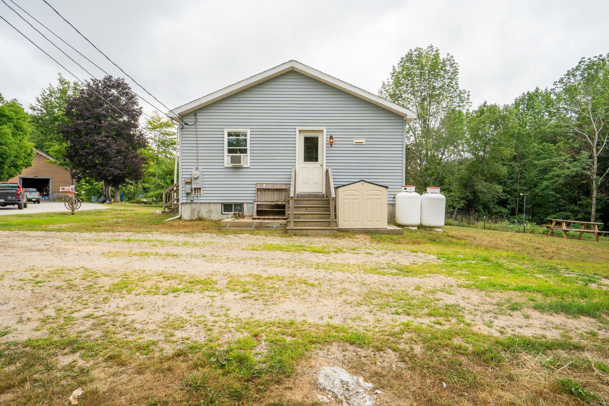 9 Moffett Road Property Photo 31