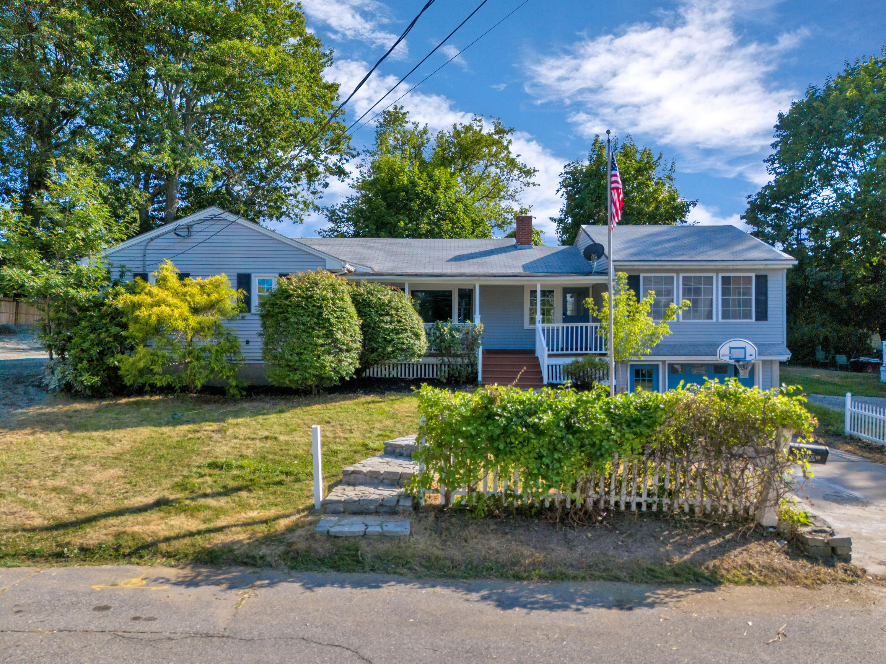 11 Upland Avenue Property Photo 1