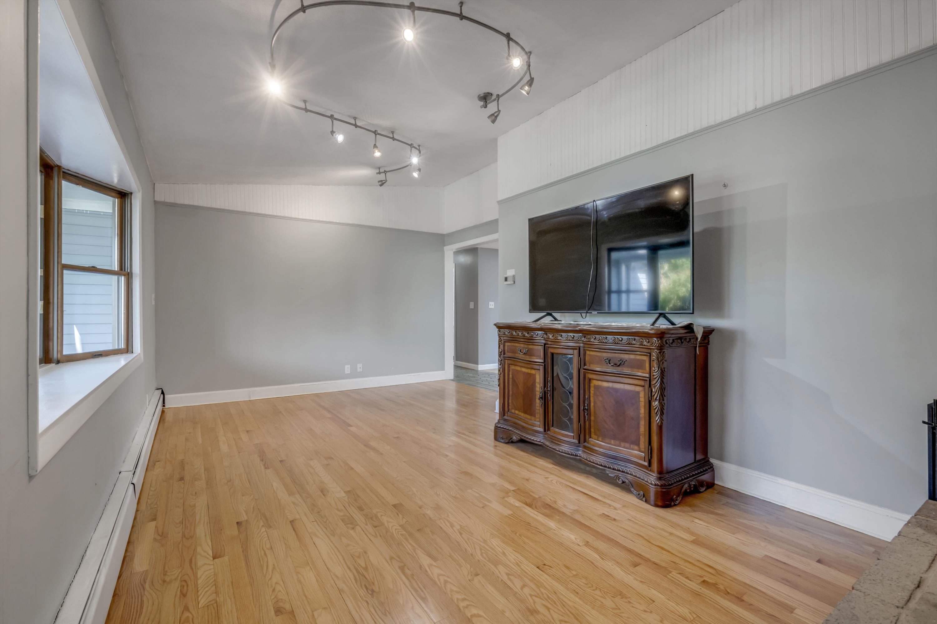 11 Upland Avenue Property Photo 18