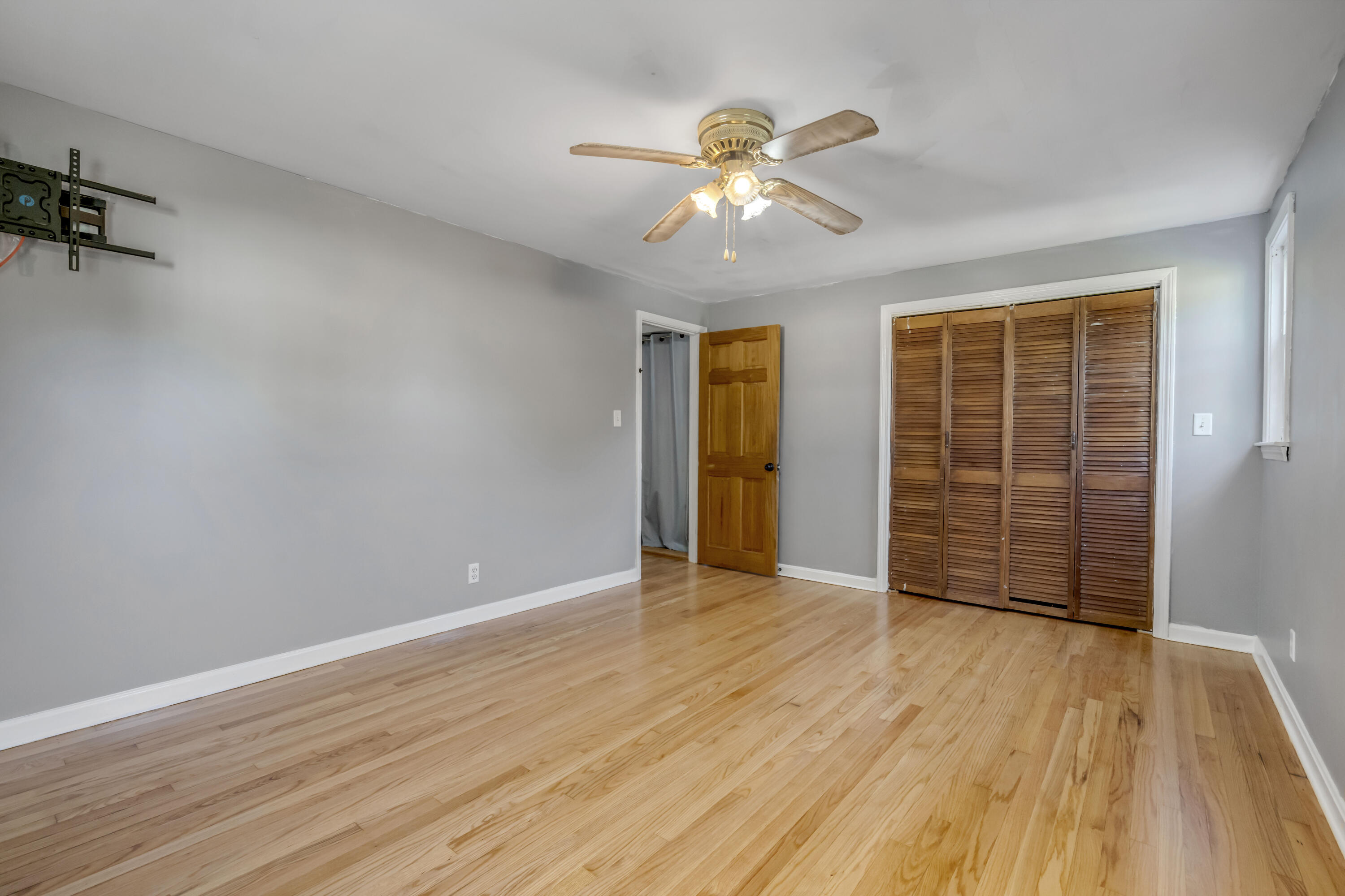 11 Upland Avenue Property Photo 23