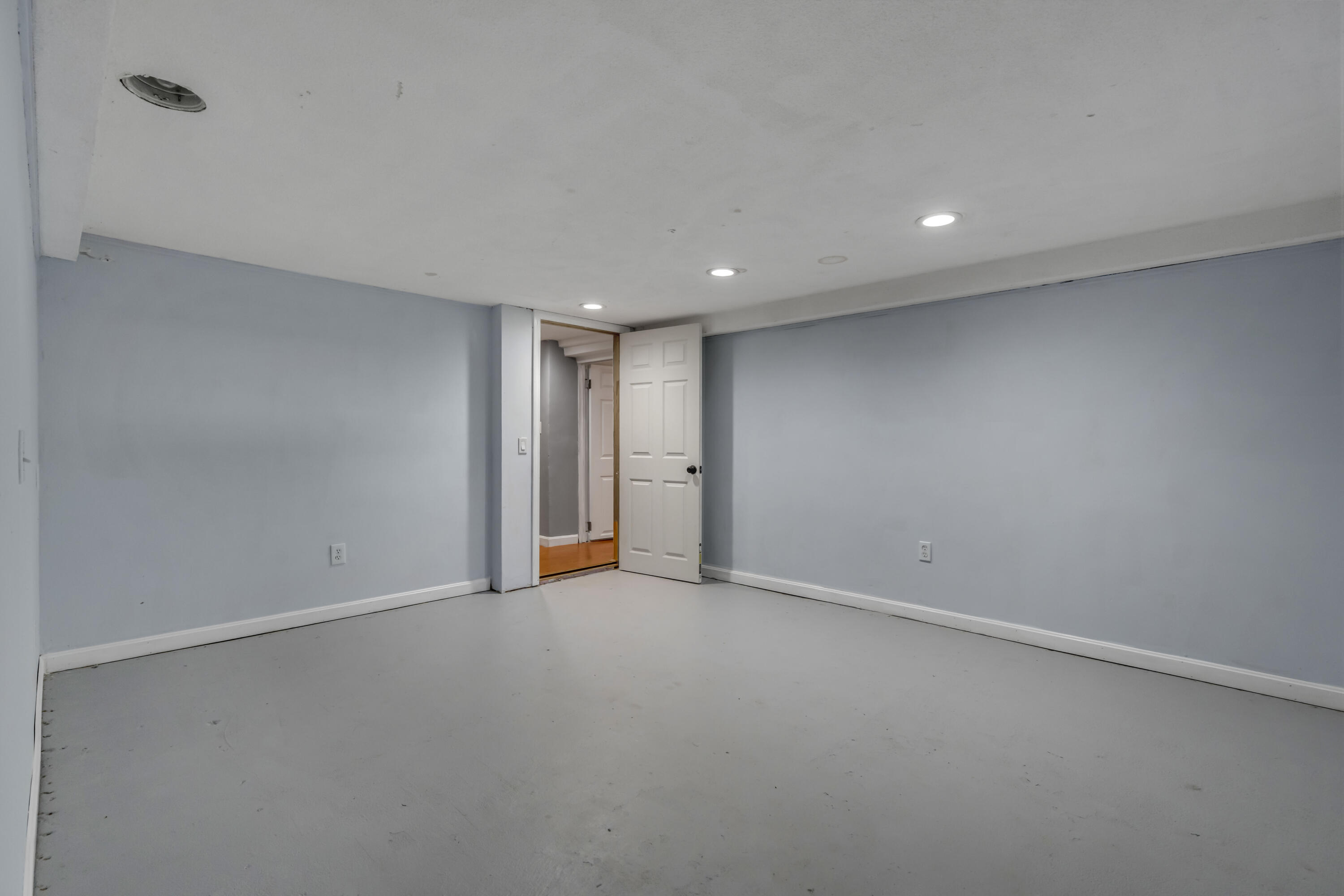 11 Upland Avenue Property Photo 35