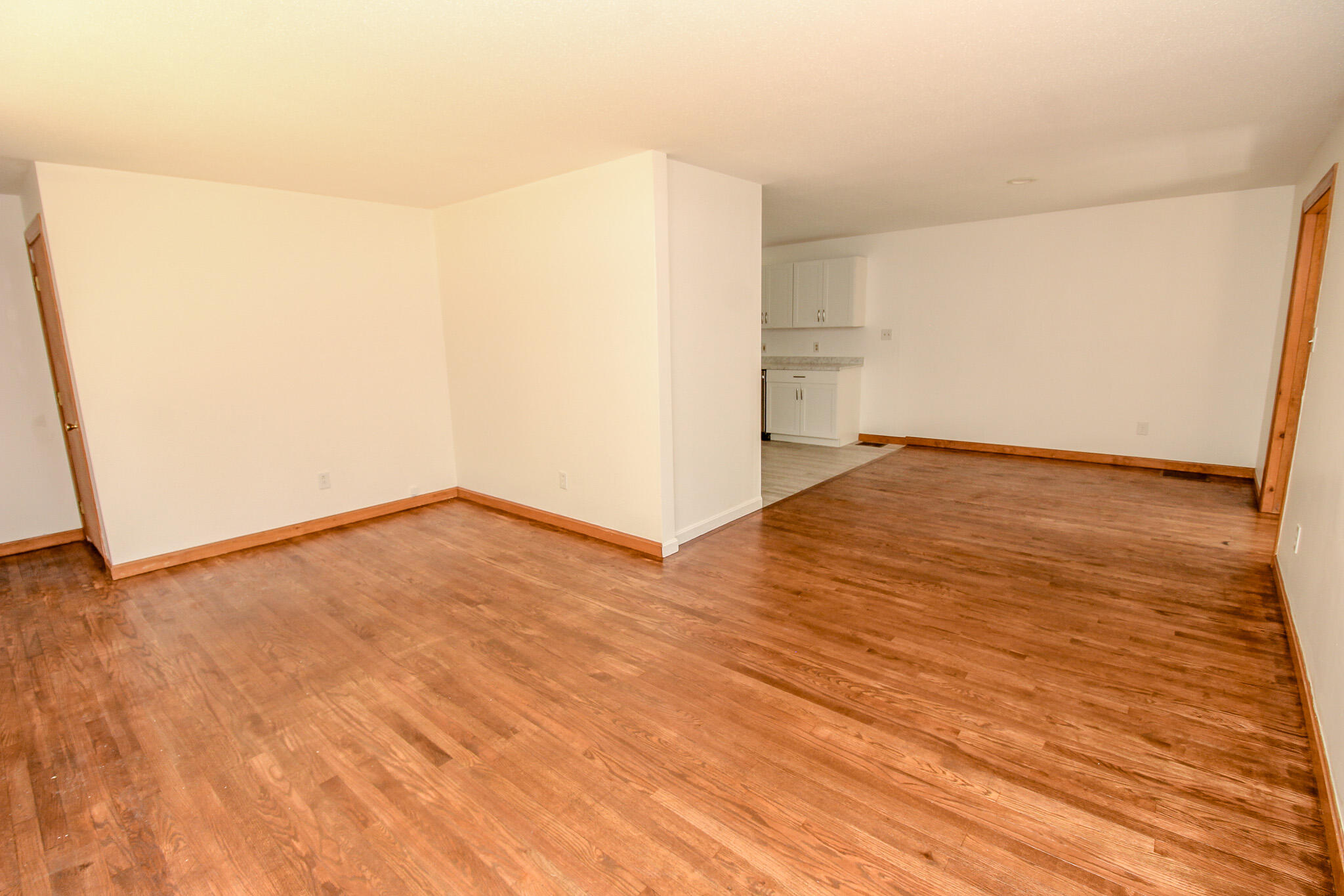 10 Perry Lane Property Photo 13