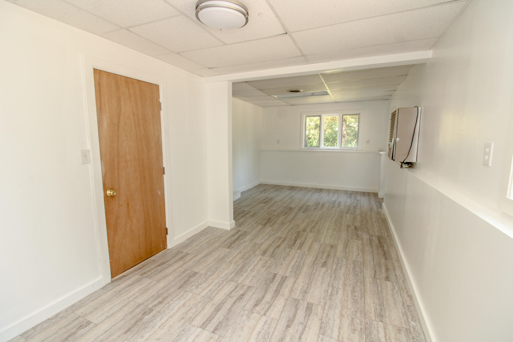 10 Perry Lane Property Photo 30
