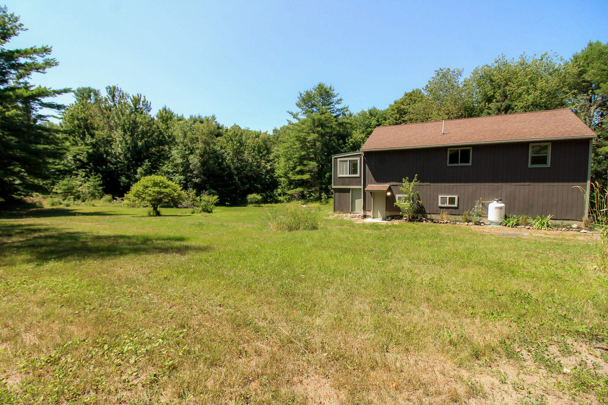 10 Perry Lane Property Photo 43