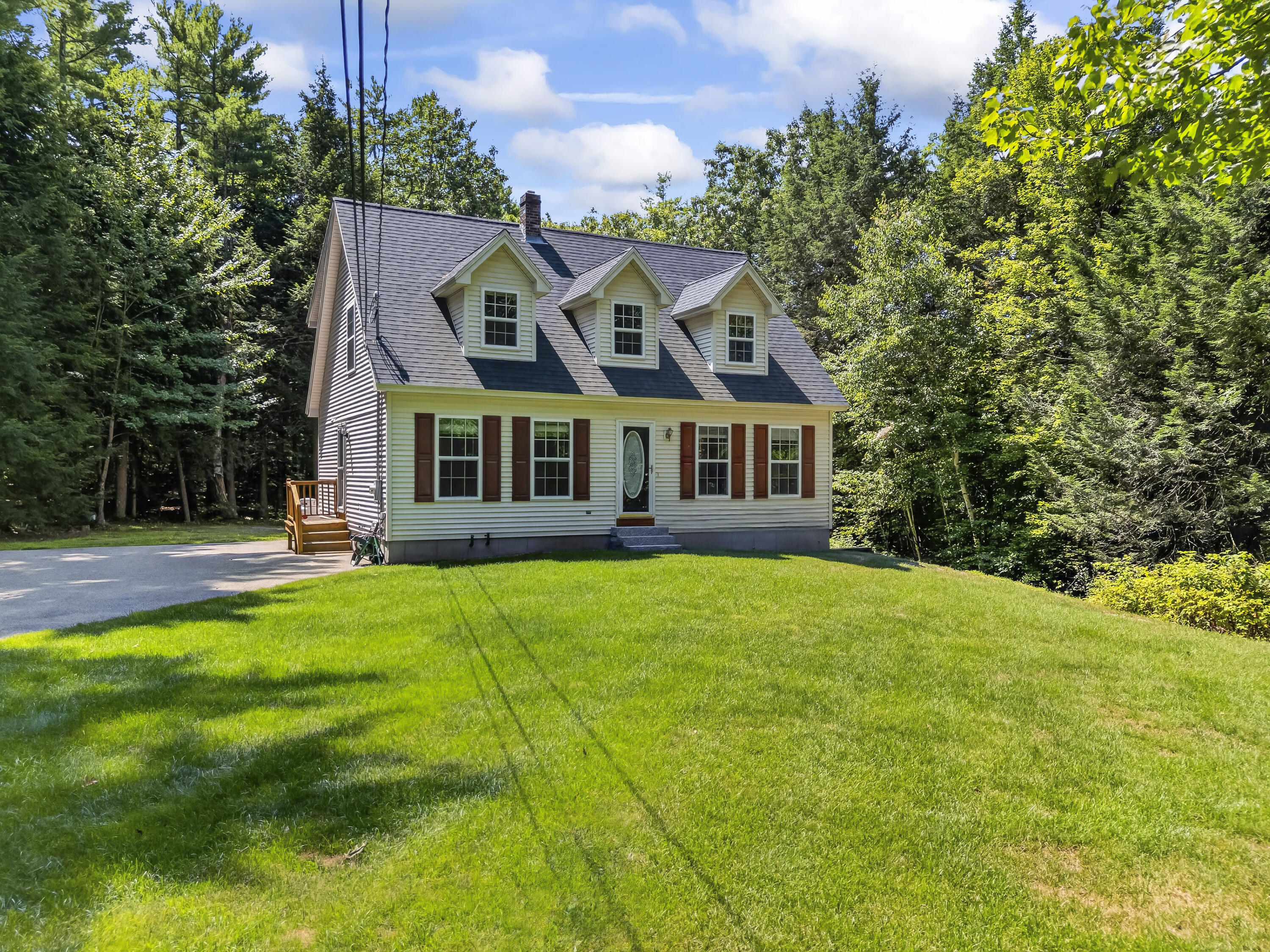 152 Sand Pond Road Property Photo 1
