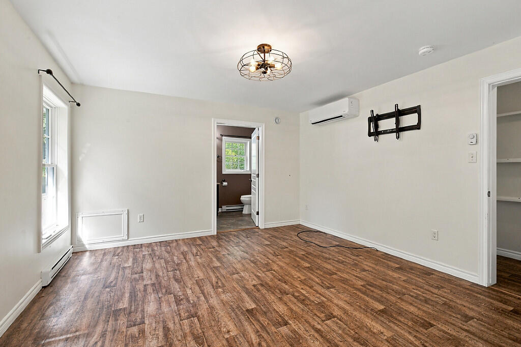 682 Bog Road Property Photo 14