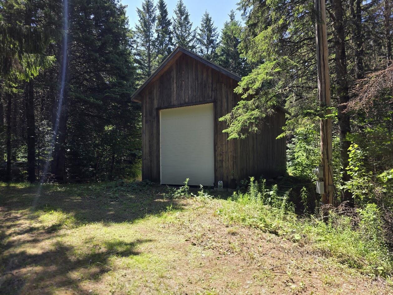 871 Estabrook Road Property Photo 26