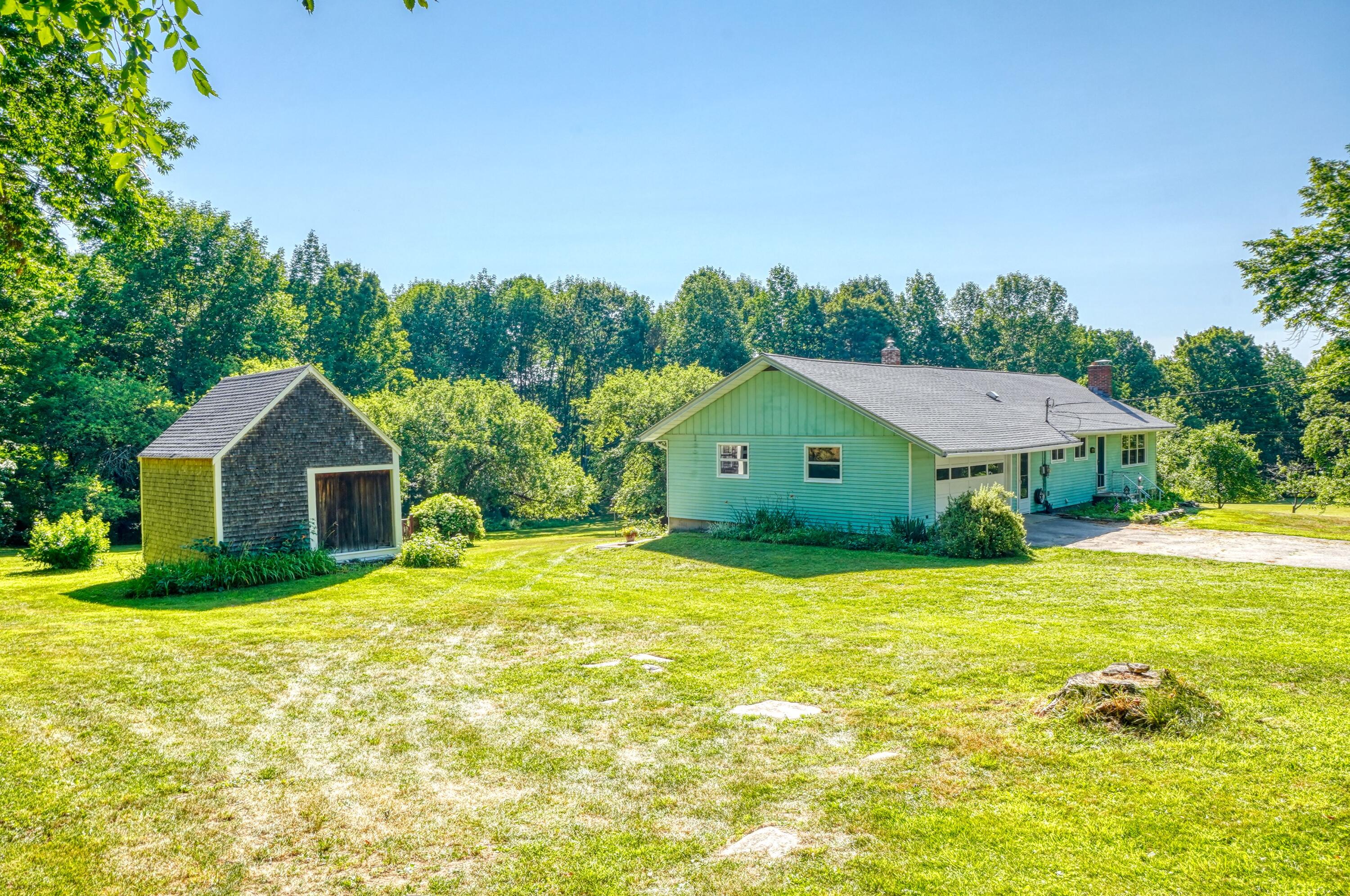540 Taber Hill Road Property Photo 4