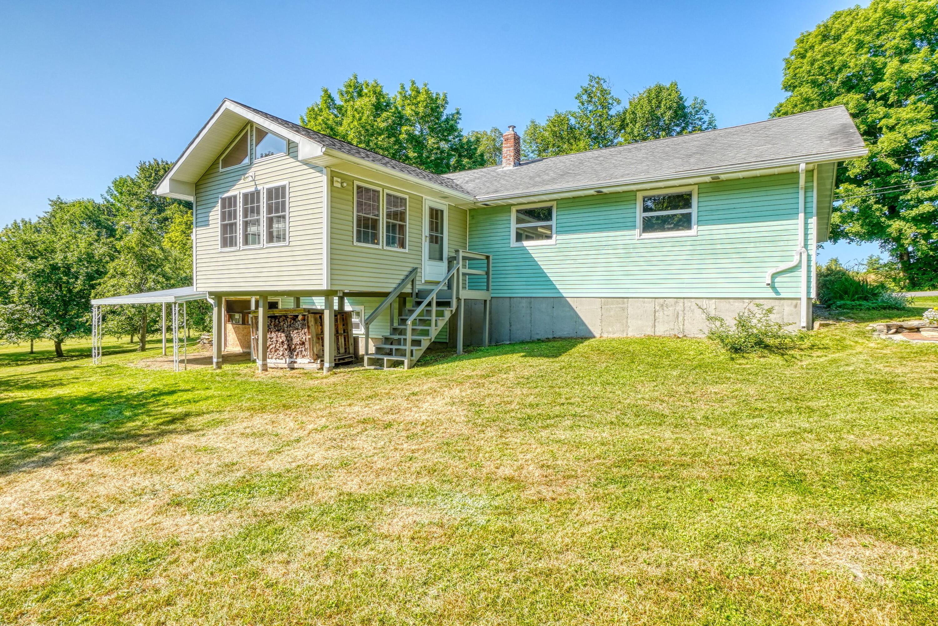 540 Taber Hill Road Property Photo 6