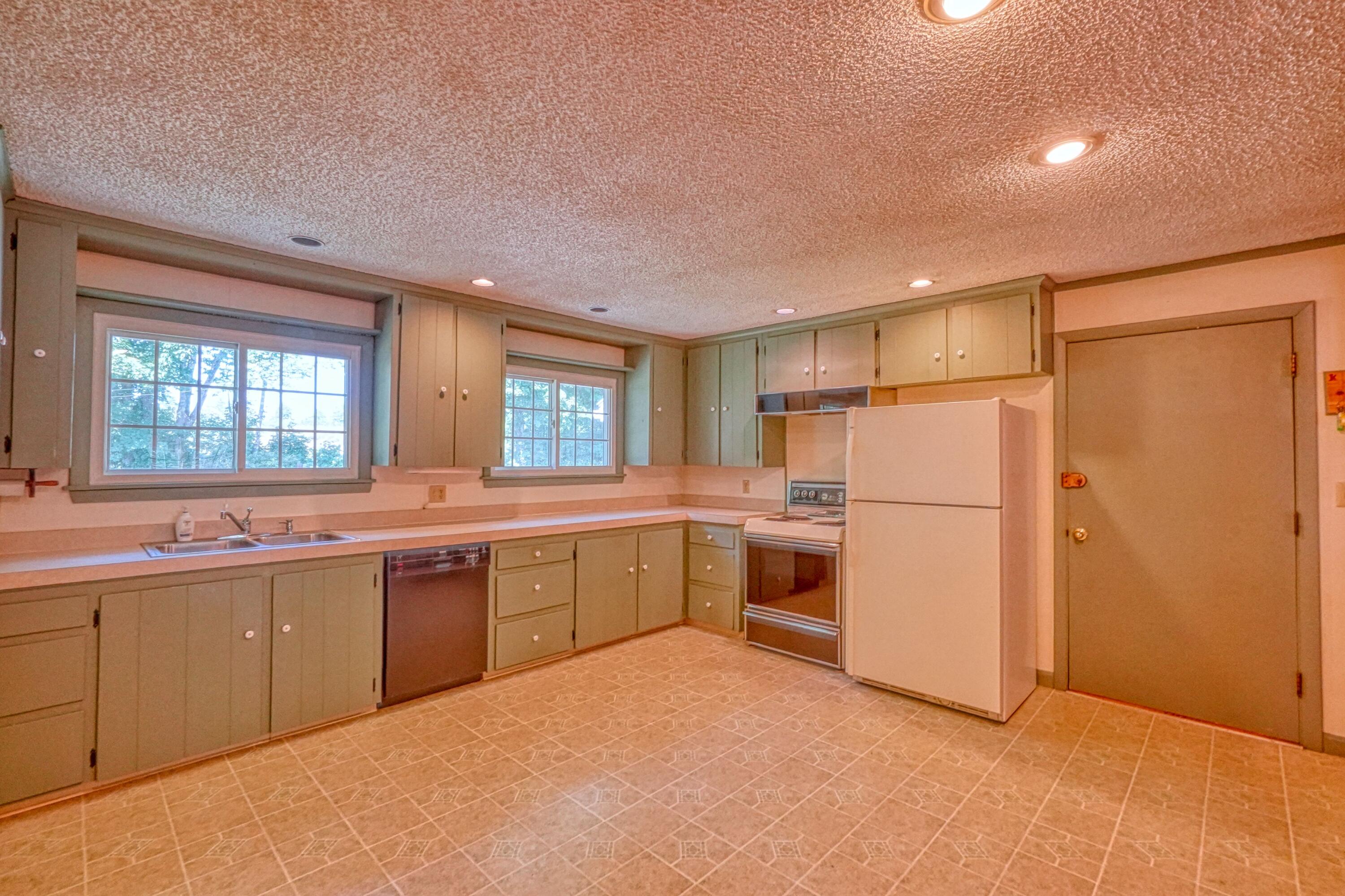 540 Taber Hill Road Property Photo 11