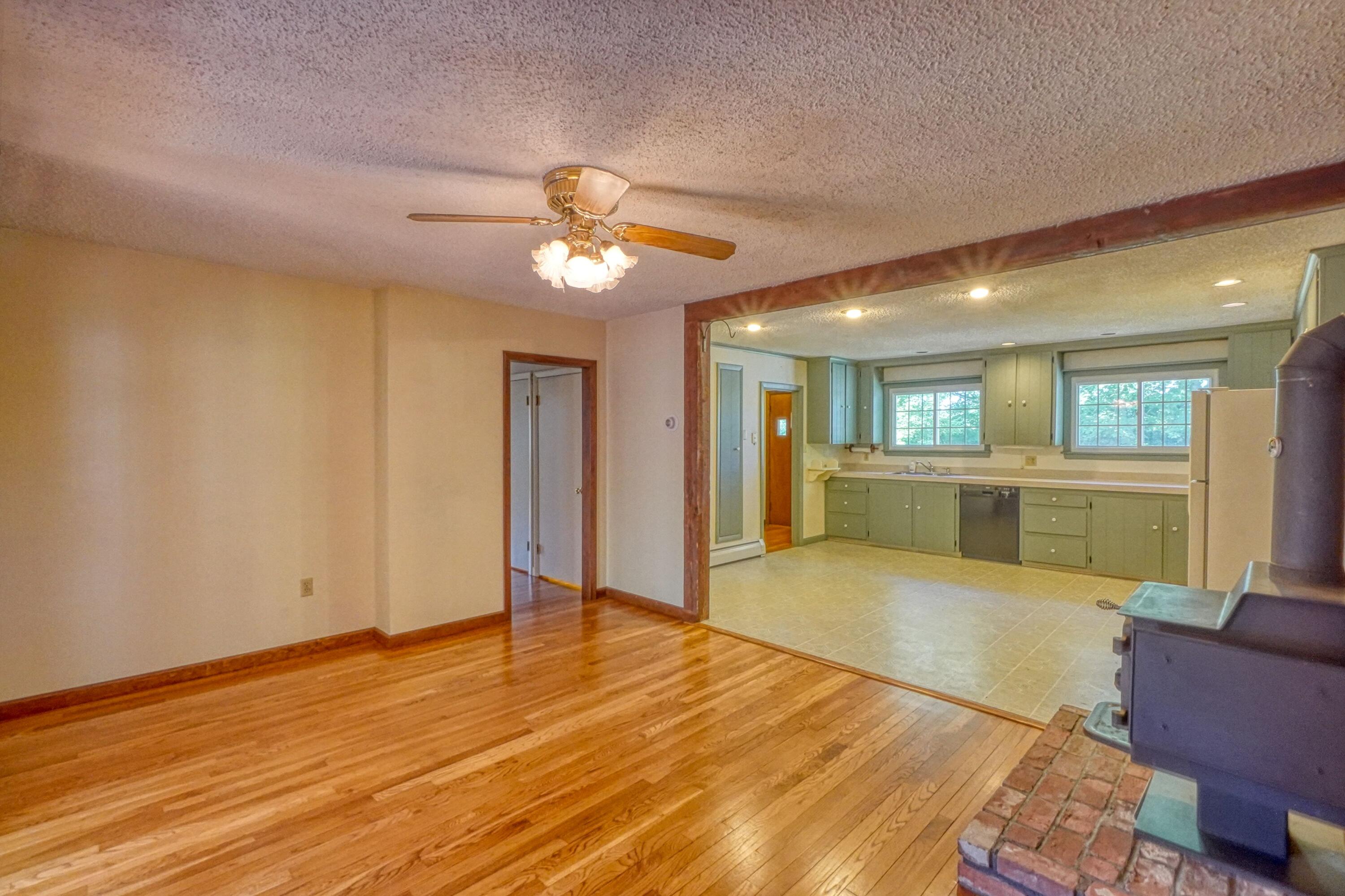 540 Taber Hill Road Property Photo 14