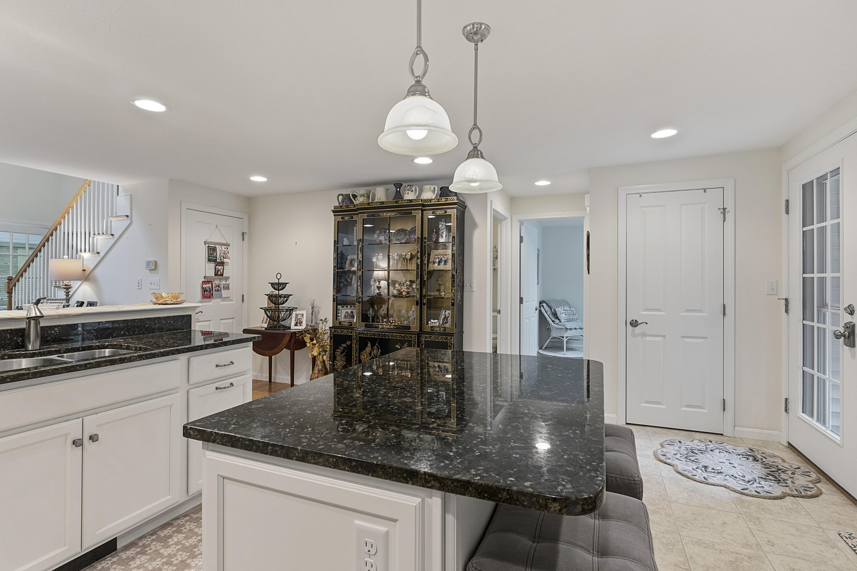88 Windward Pointe Drive 88 Property Photo 19