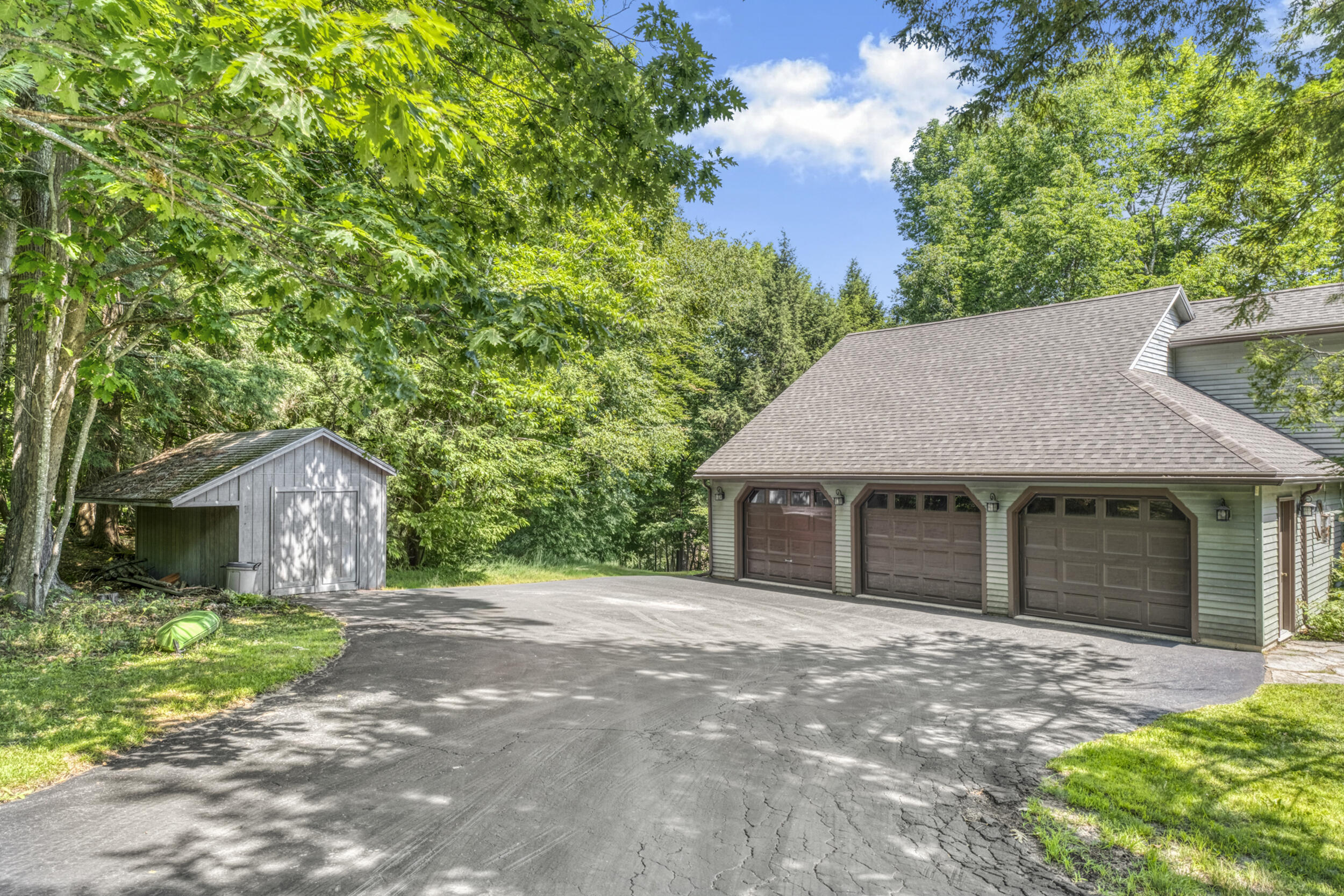 77 Wedgewood Drive Property Photo 10