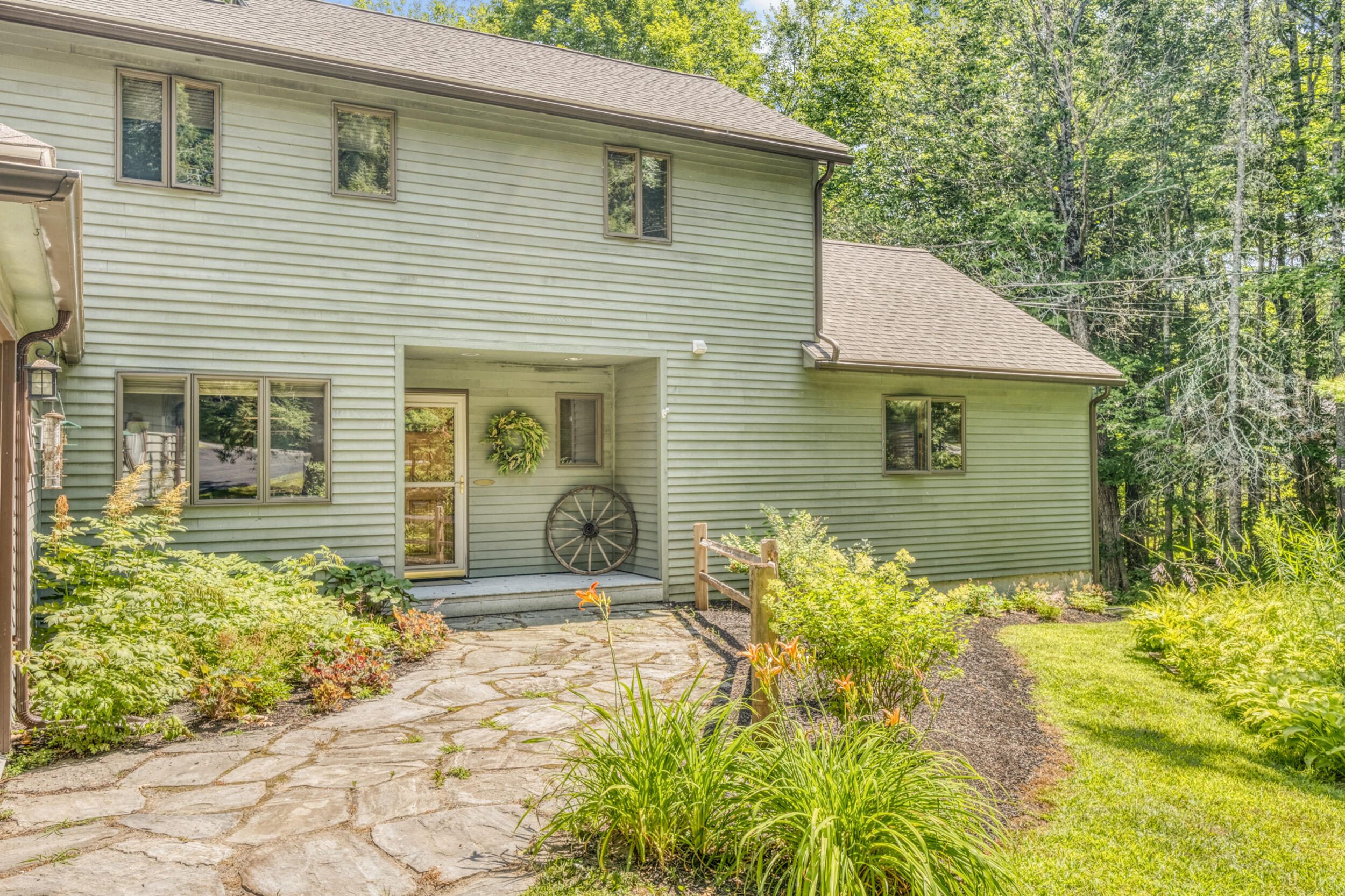 77 Wedgewood Drive Property Photo 11
