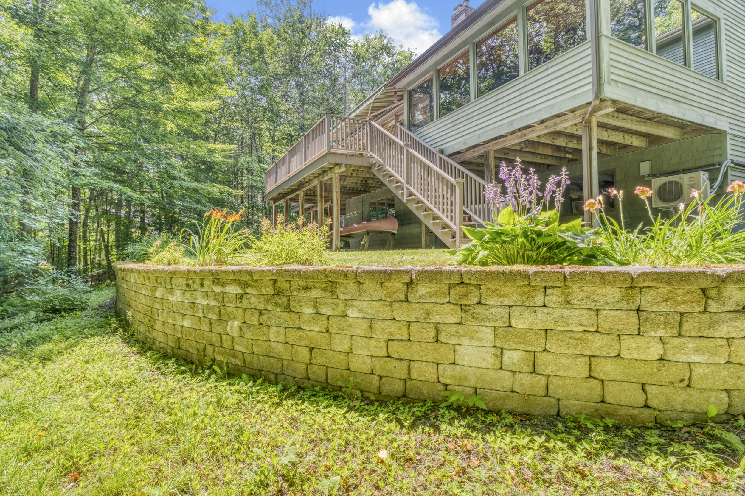 77 Wedgewood Drive Property Photo 16