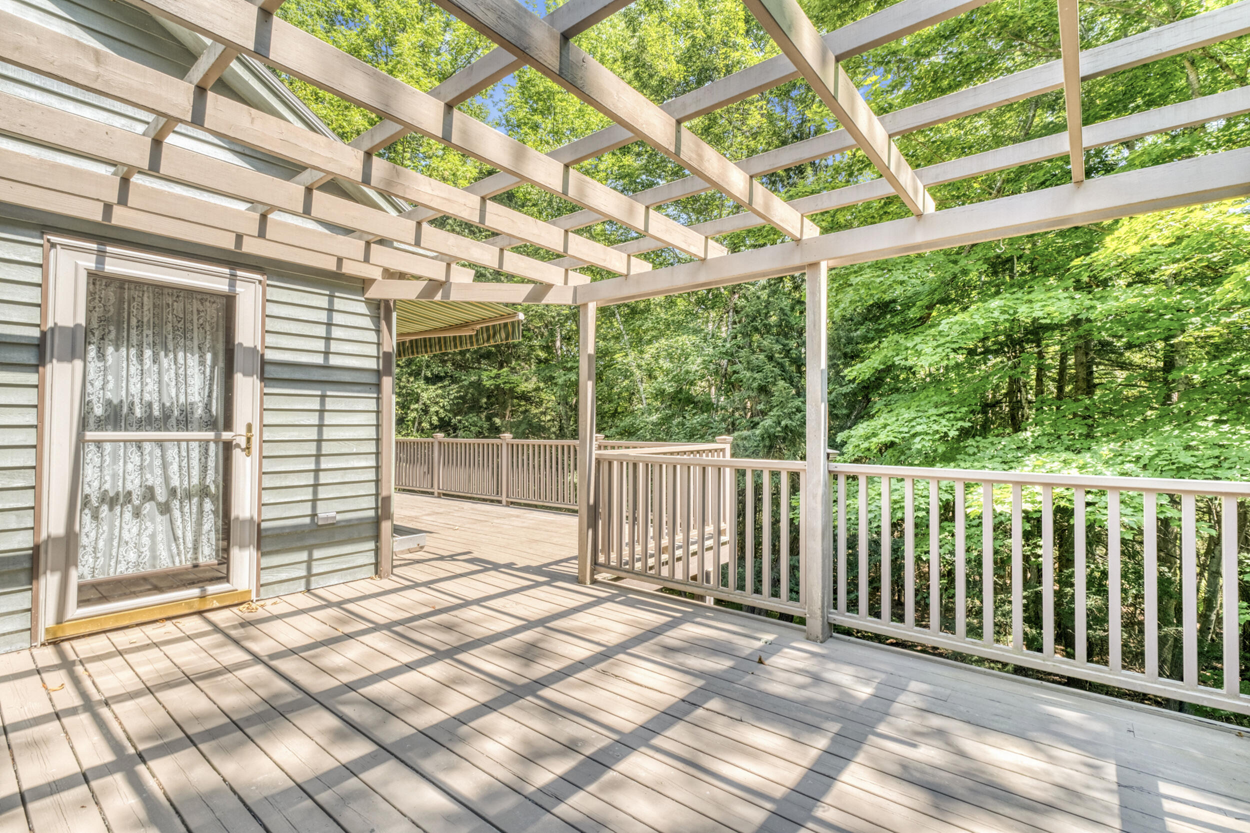 77 Wedgewood Drive Property Photo 17