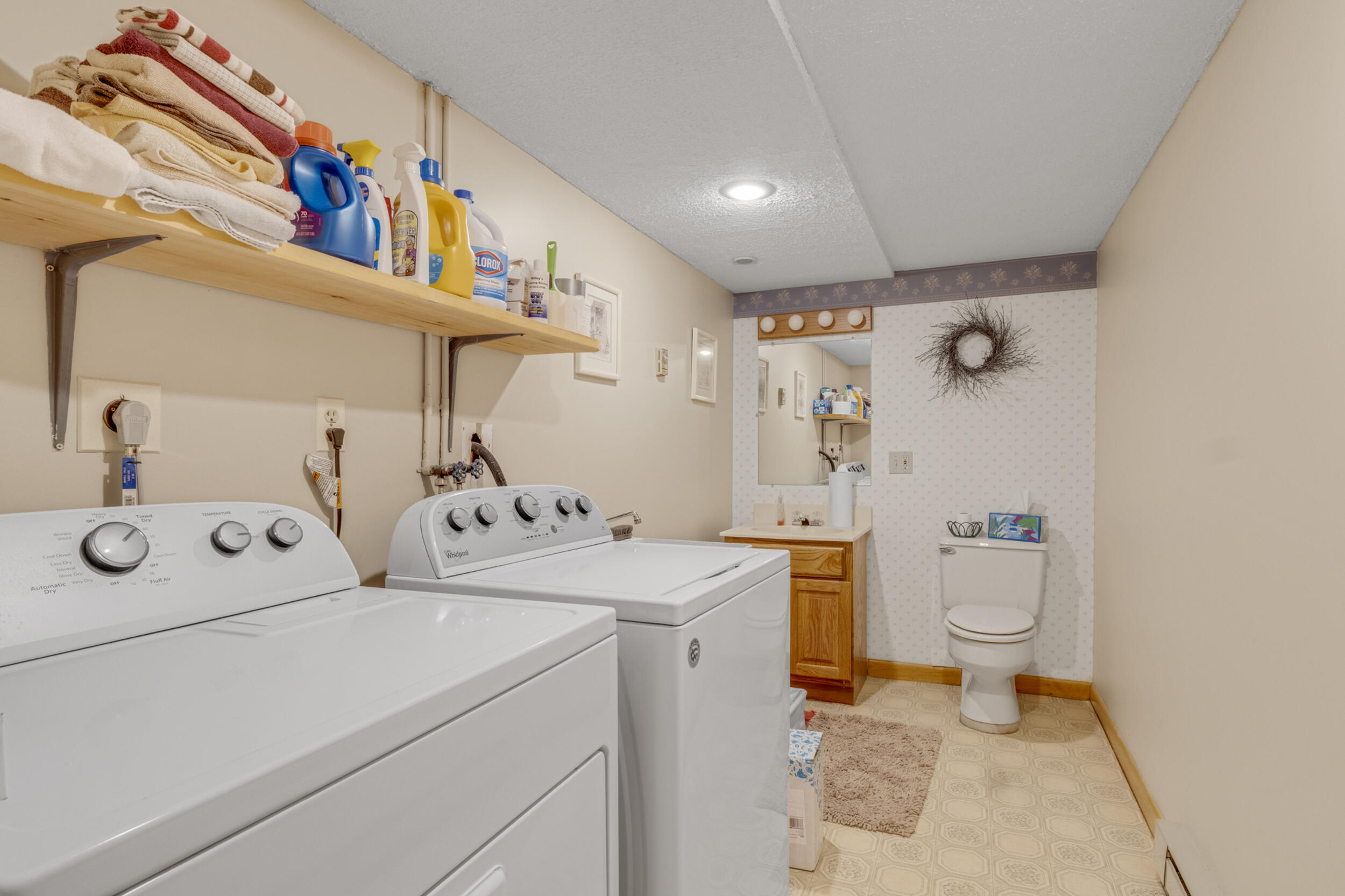 77 Wedgewood Drive Property Photo 45