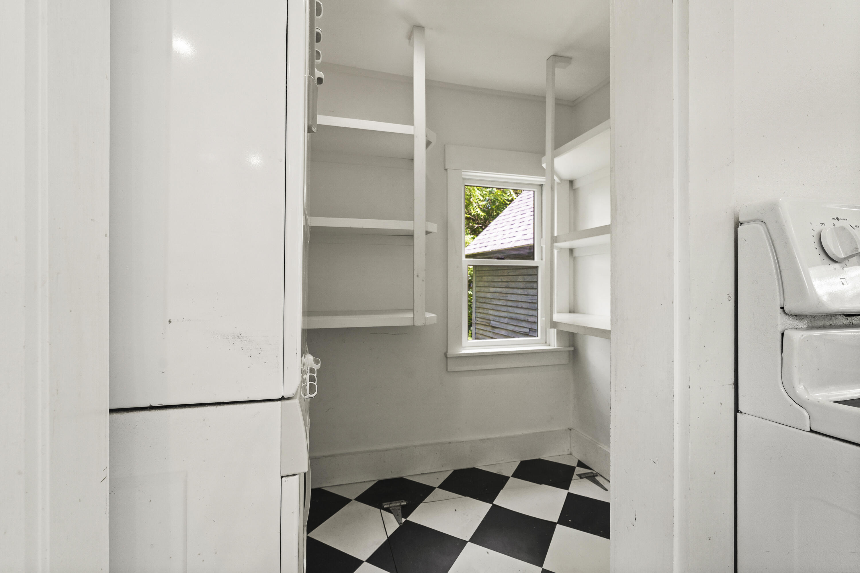 205 Center Street Property Photo 14