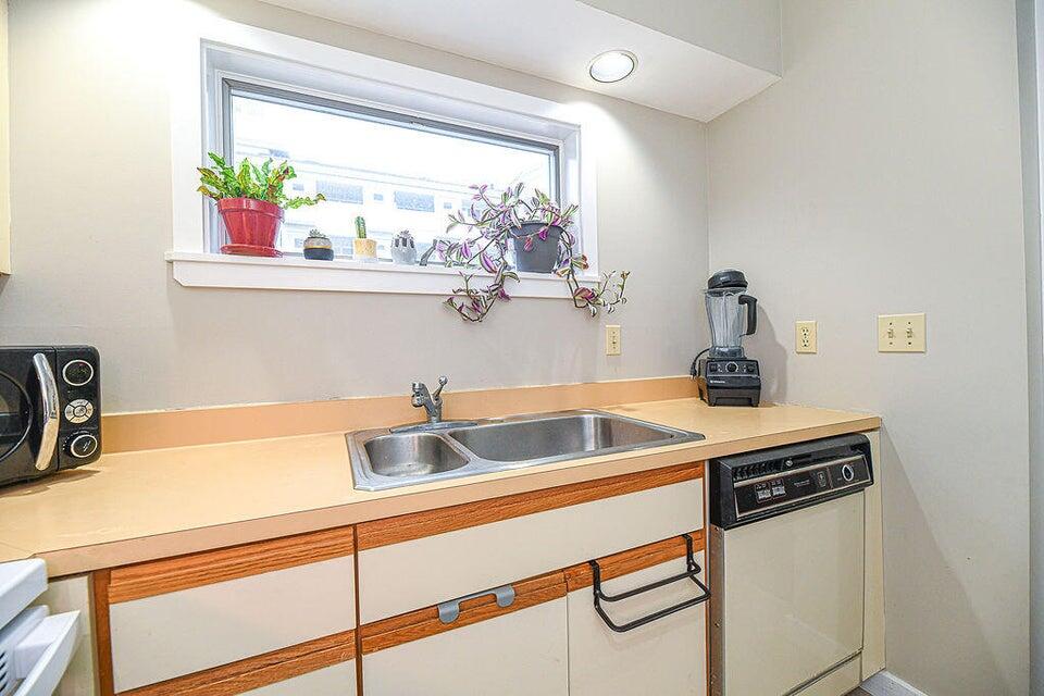 10 Ocean House Way 10 Property Photo 5
