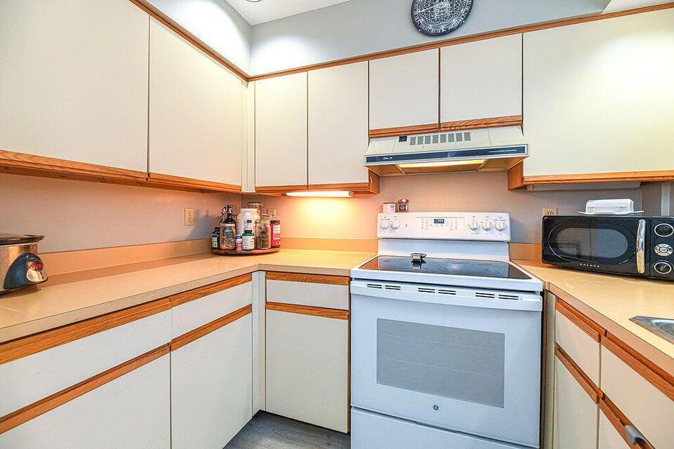 10 Ocean House Way 10 Property Photo 6