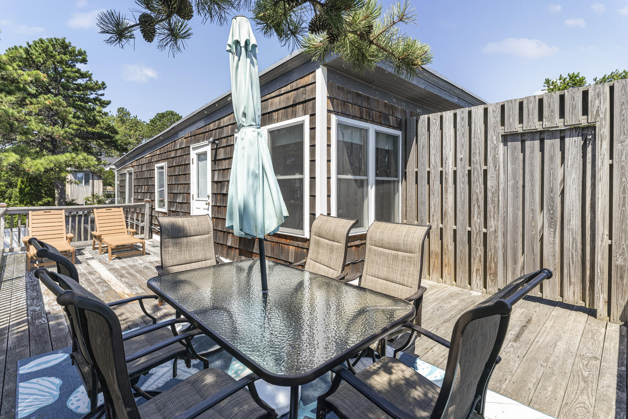 144 Surf Street Property Photo 5