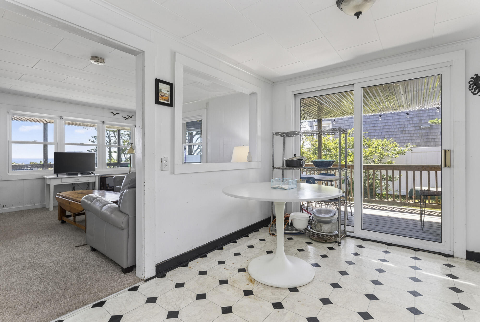 144 Surf Street Property Photo 14