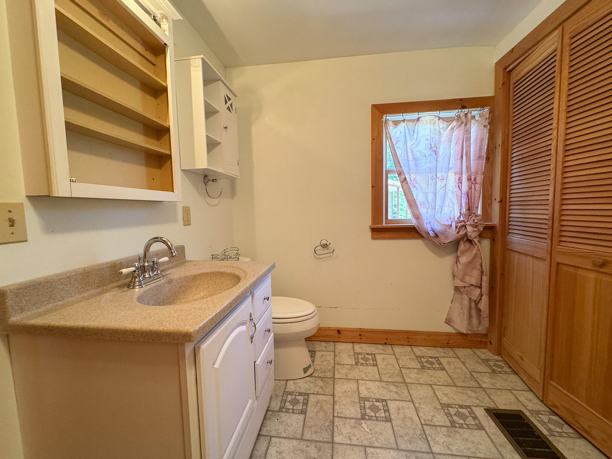 125 Coffins Neck Road Property Photo 27