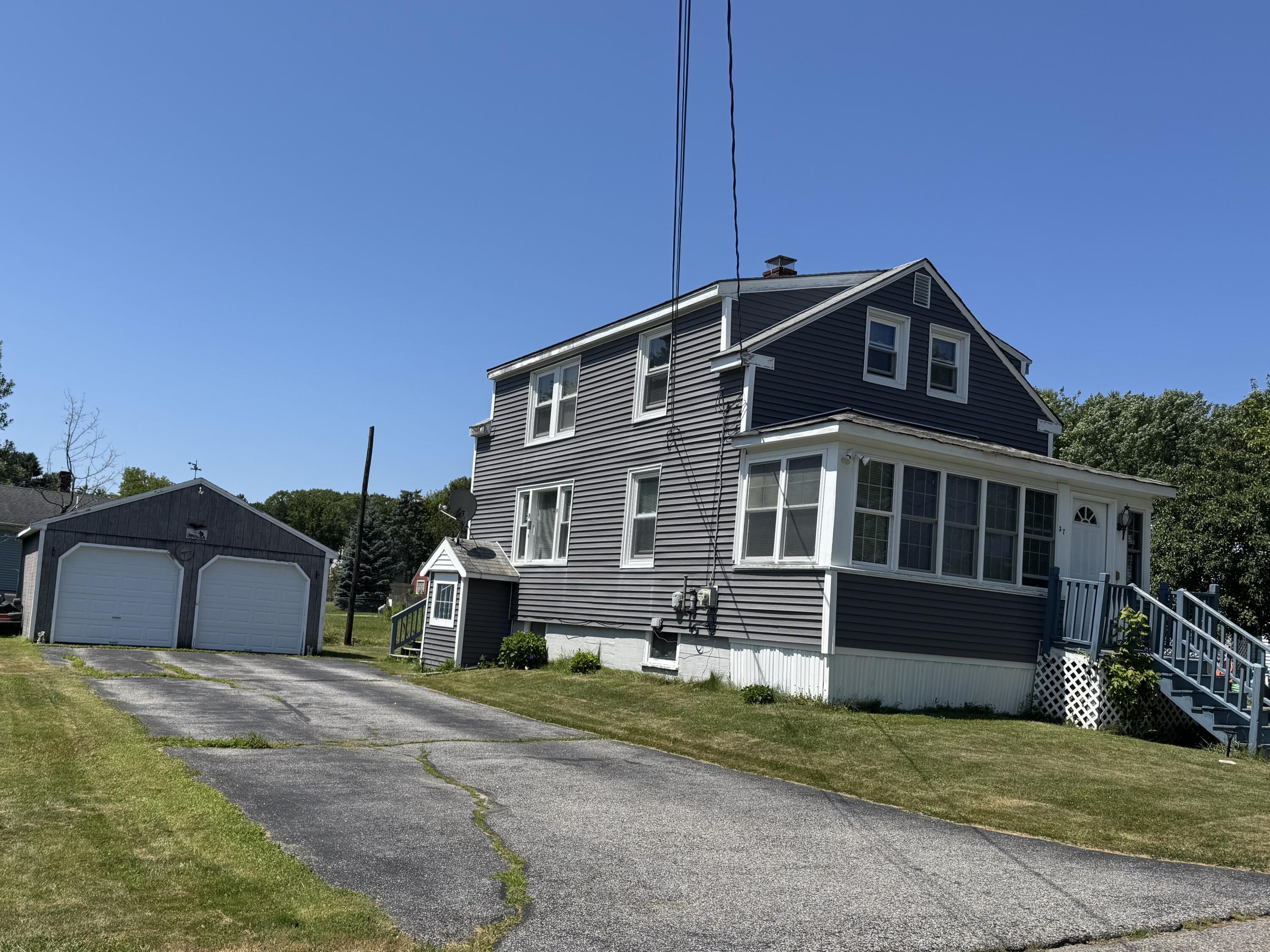 37 Daggett Street Property Photo 3