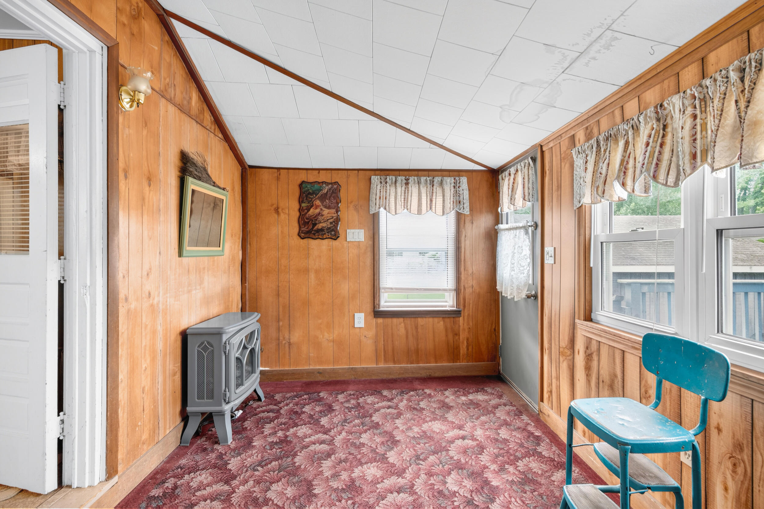 37 Daggett Street Property Photo 11