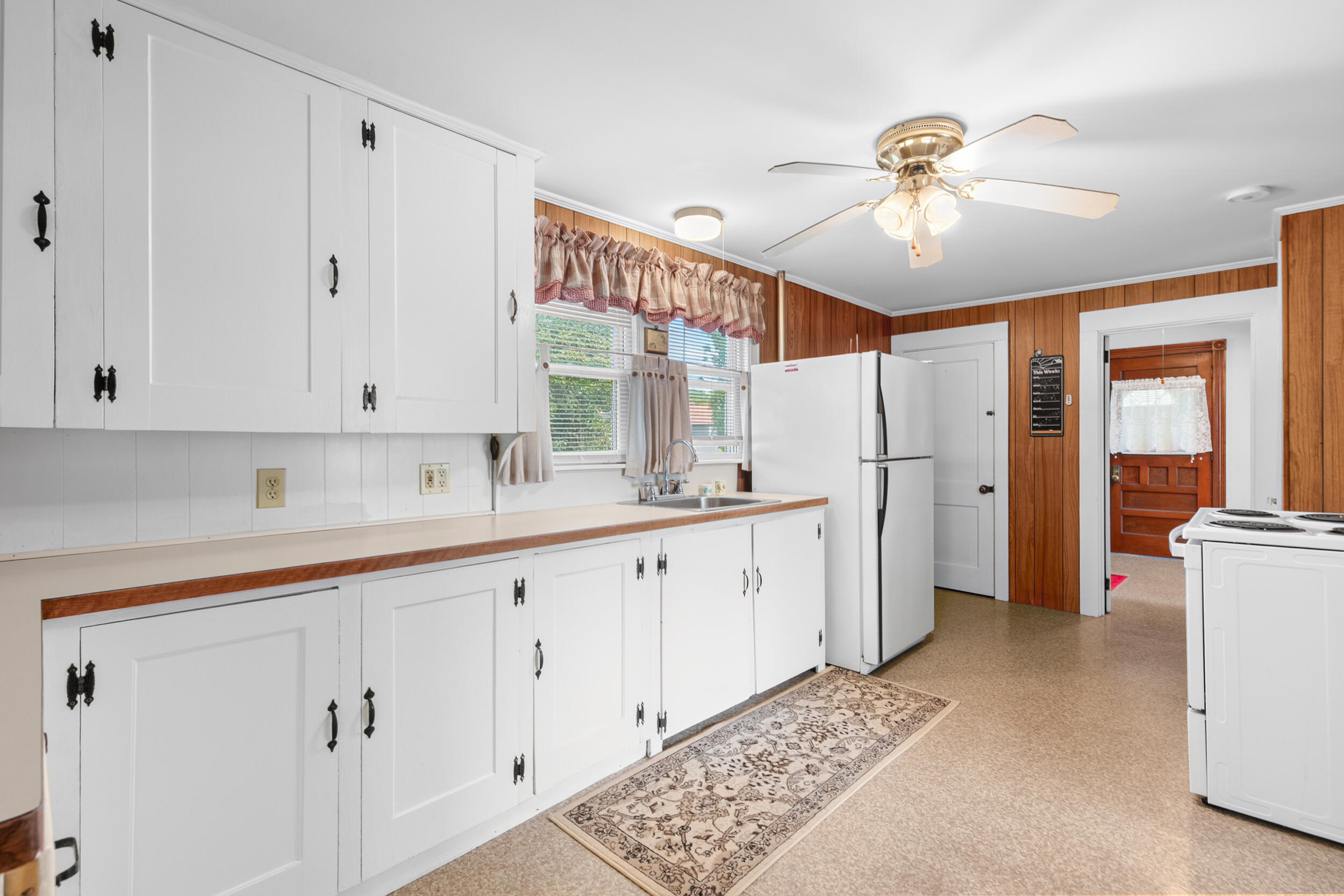 37 Daggett Street Property Photo 12