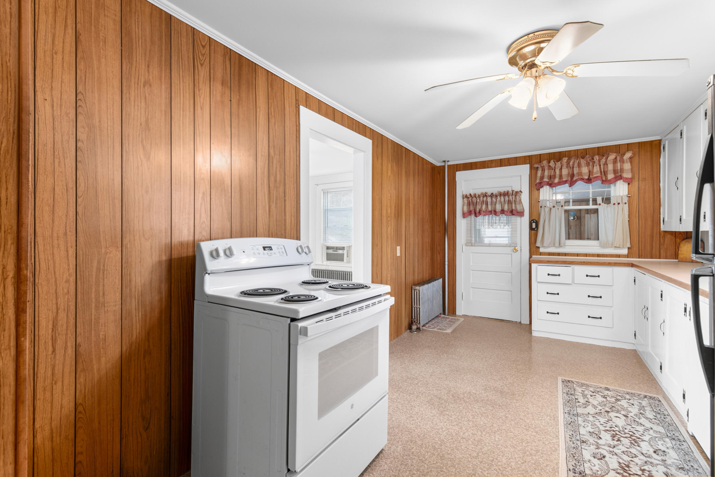 37 Daggett Street Property Photo 14