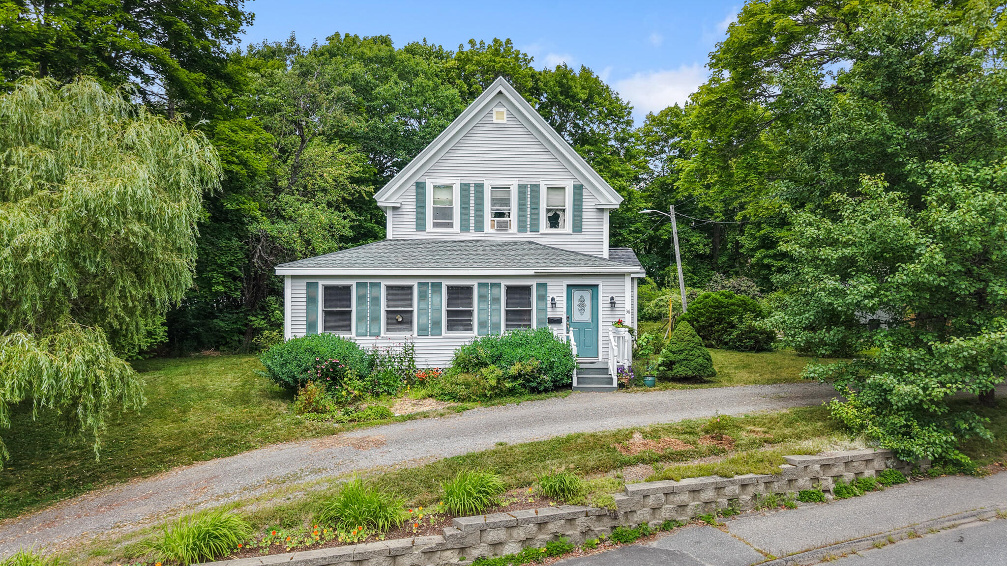 36 Deane Street Property Photo 2