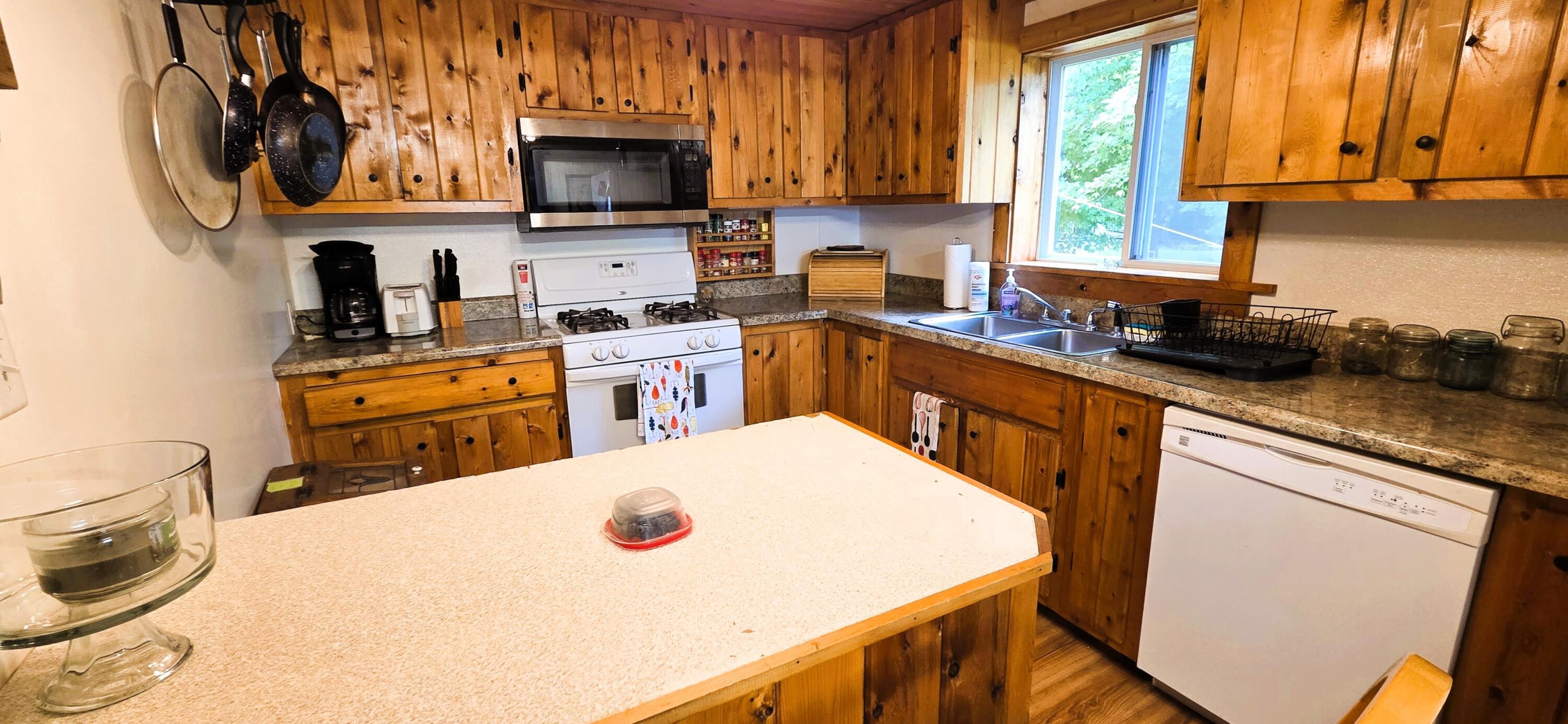 83 Brooks Pond Drive Property Photo 41