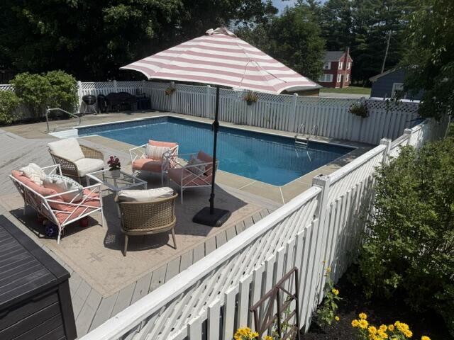 6 Taylor Avenue Property Photo 3