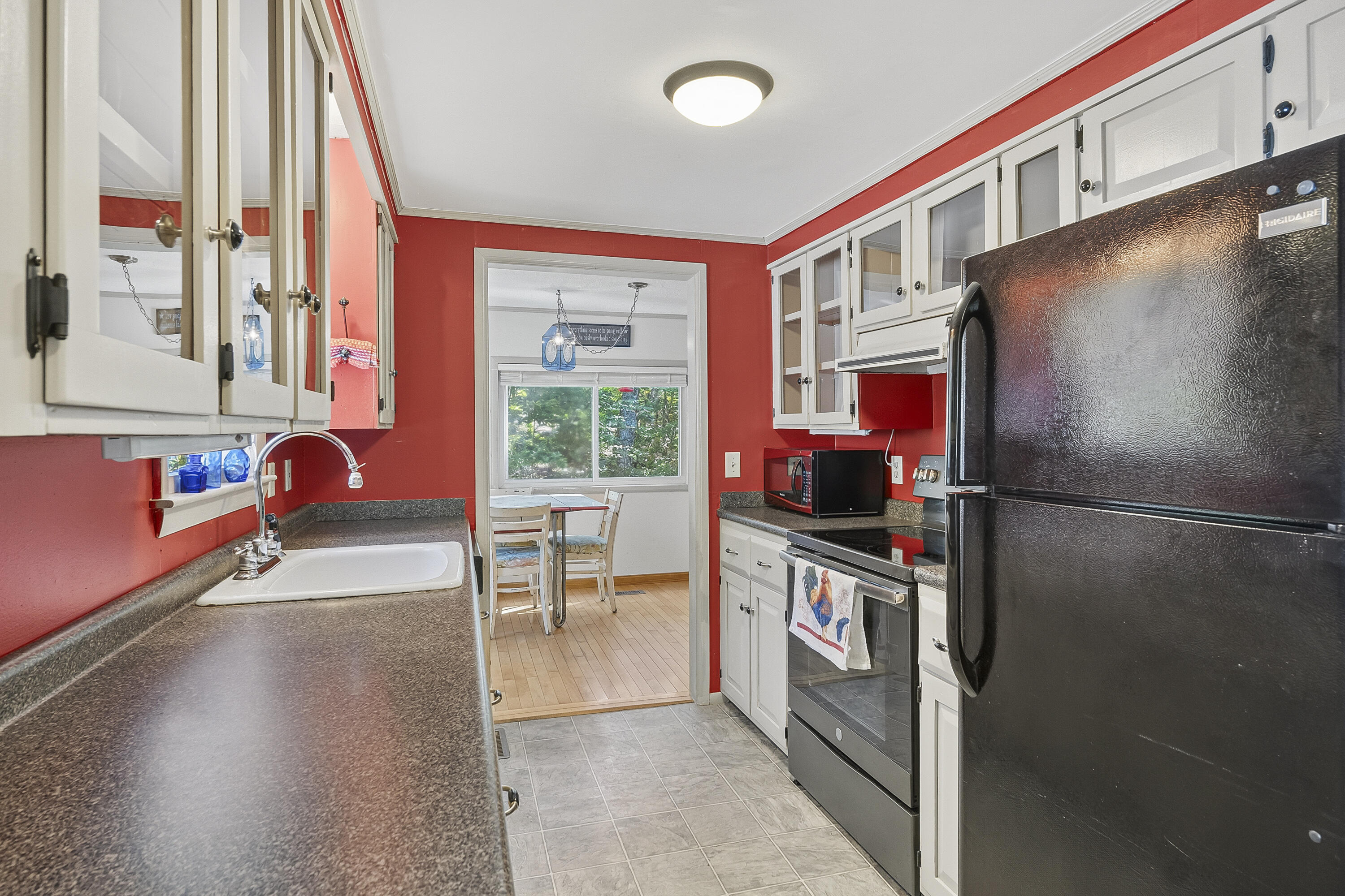 217 Heath Road Property Photo 19