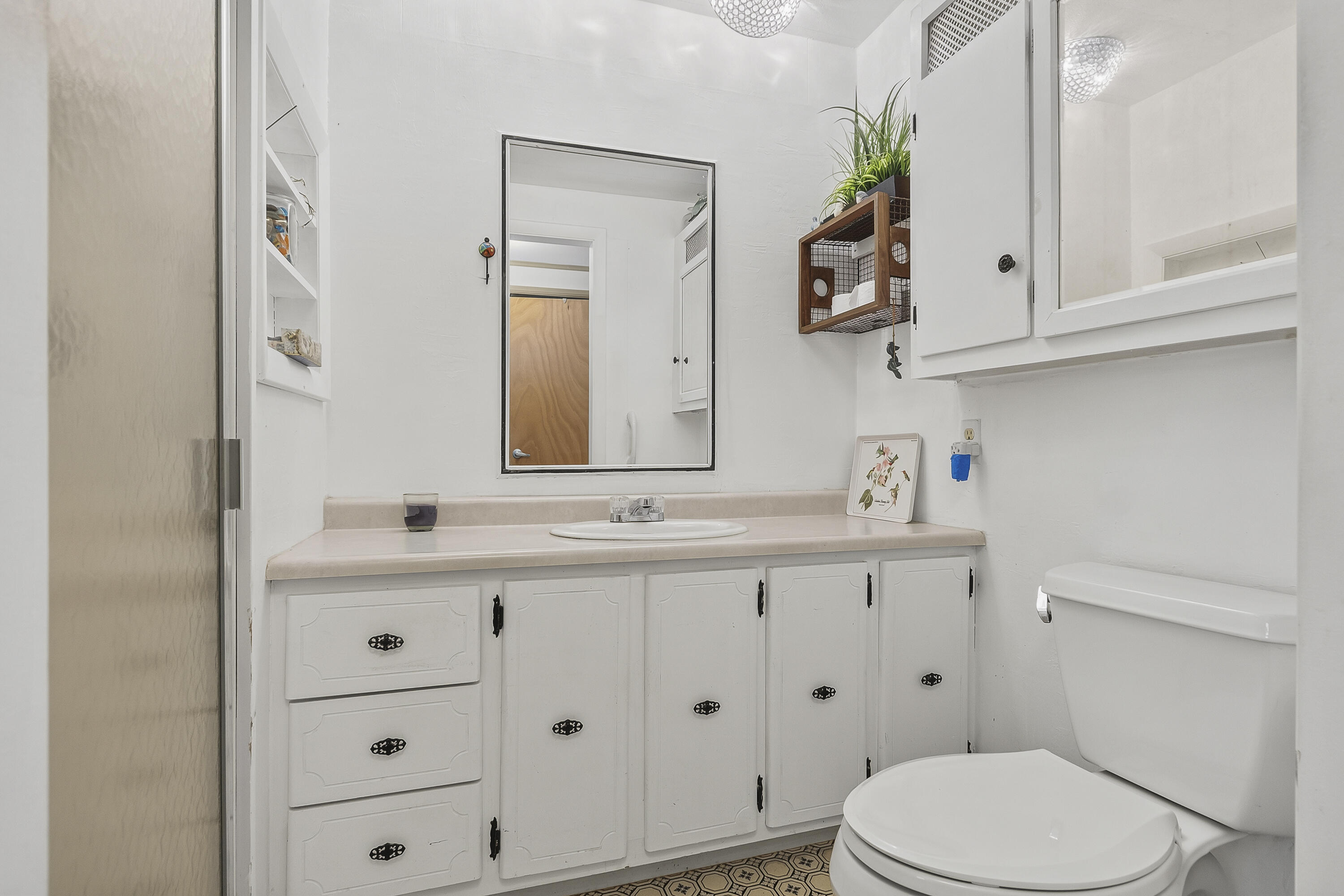 217 Heath Road Property Photo 27