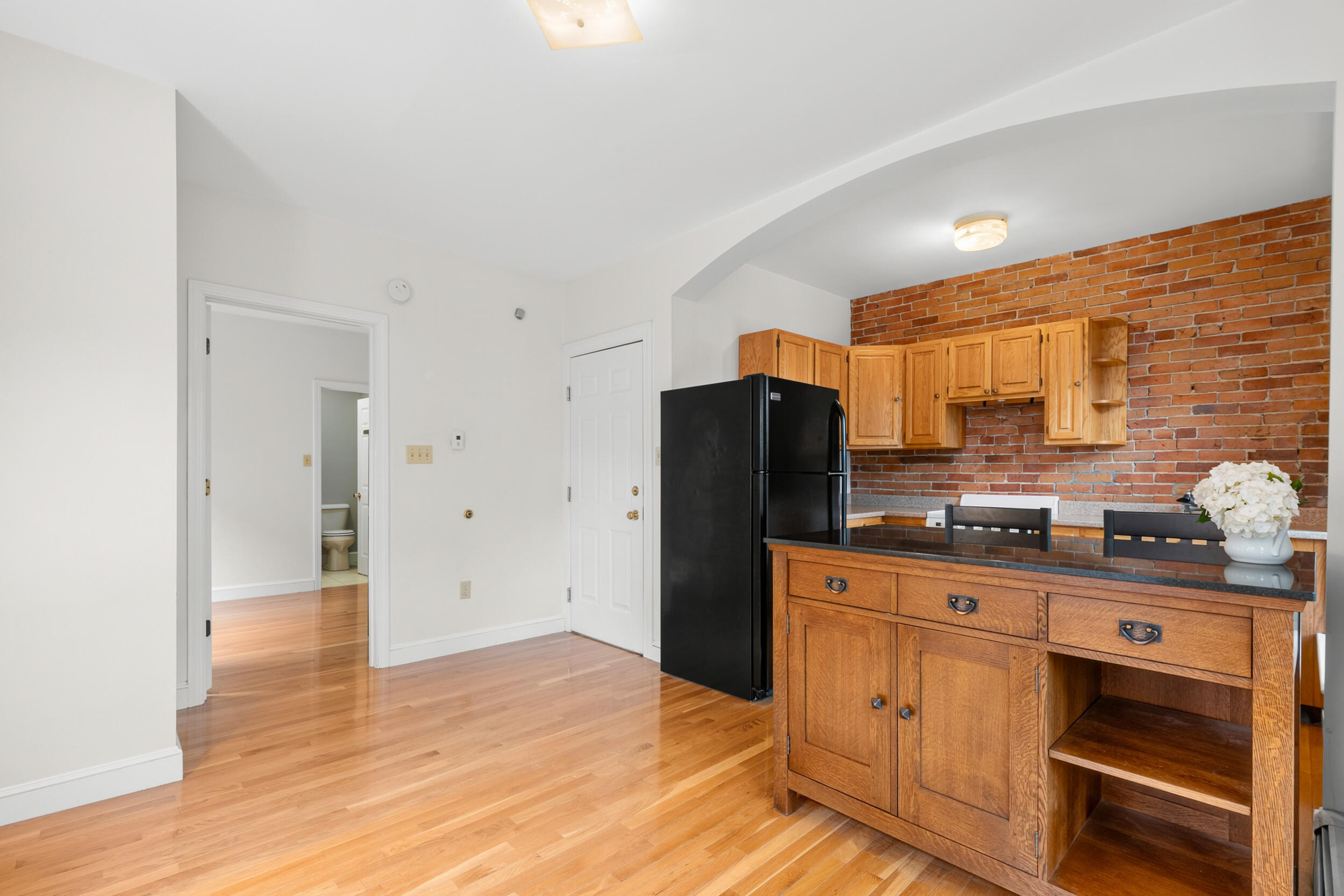 238 State Street 4 Property Photo 5